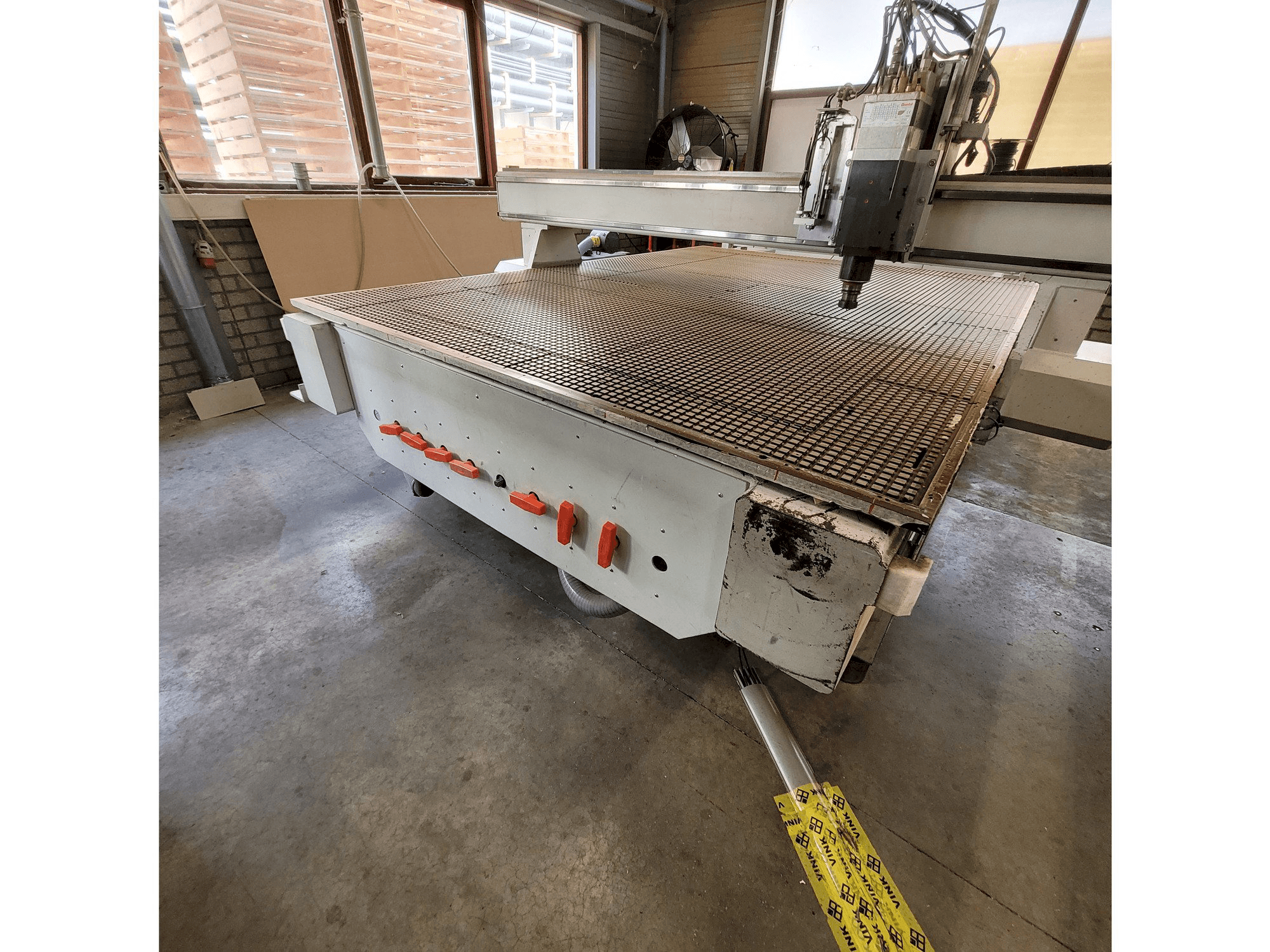 Vista frontale della macchina FLEXICAM Pro 2030