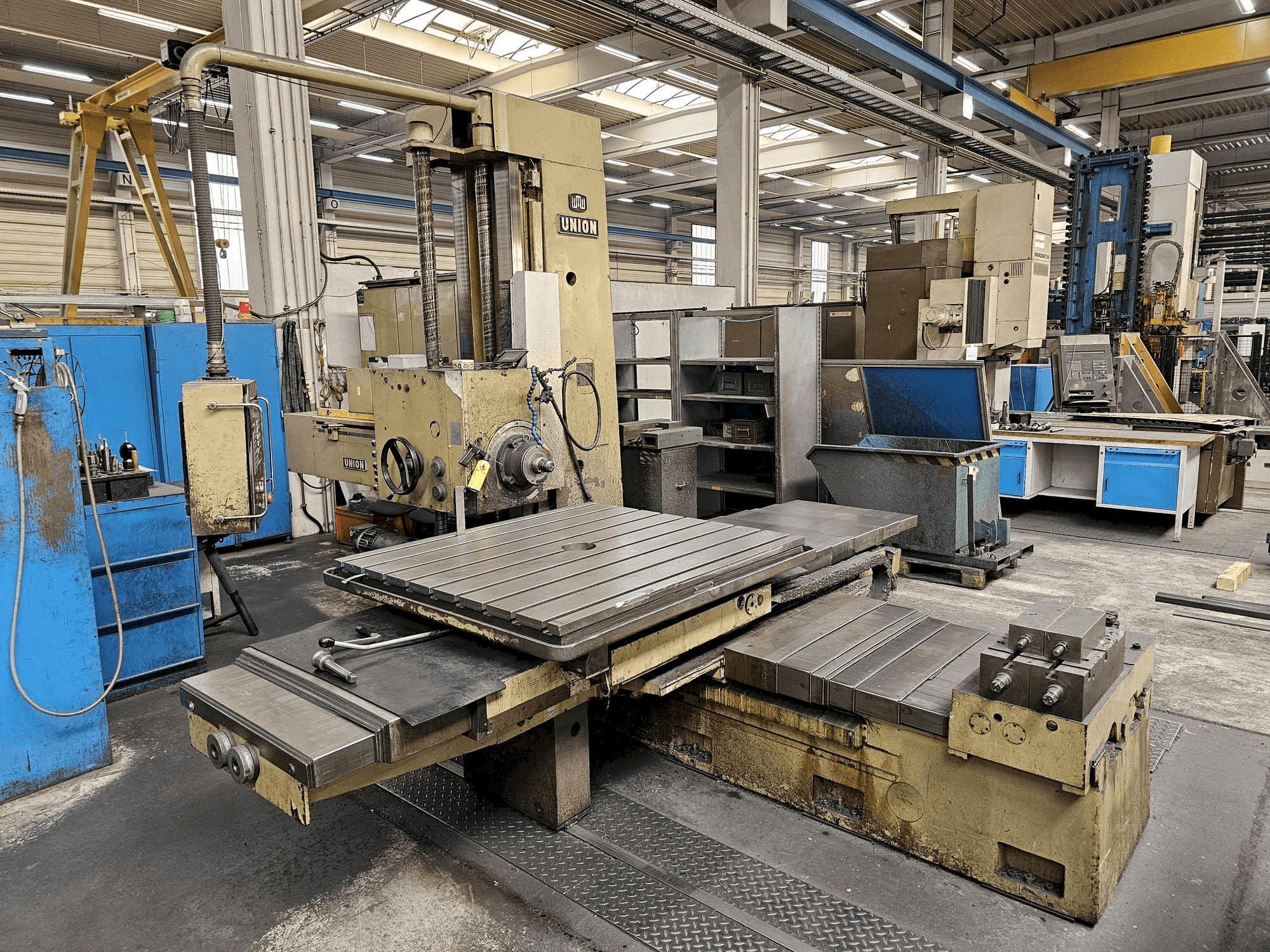 Vista frontale della macchina UNION BFT 90