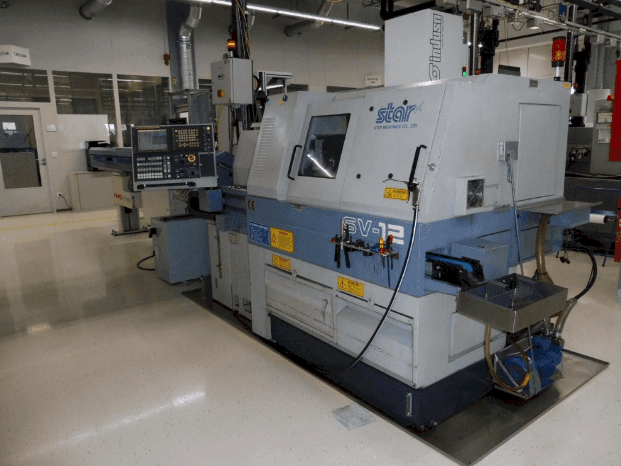 Vista frontale della macchina STAR MICRONICS SV-12