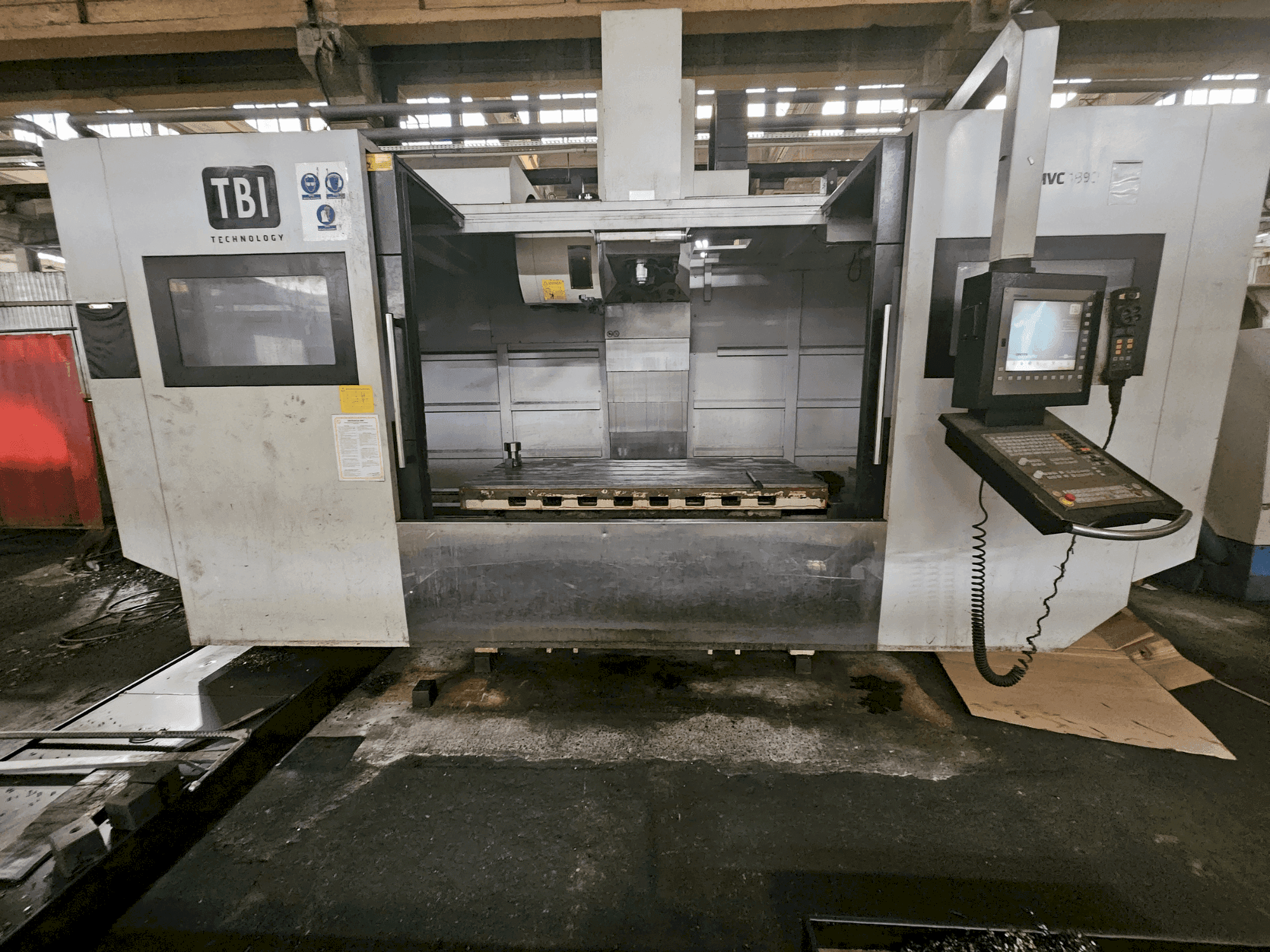 Vista frontale della macchina TBI MVC 1890