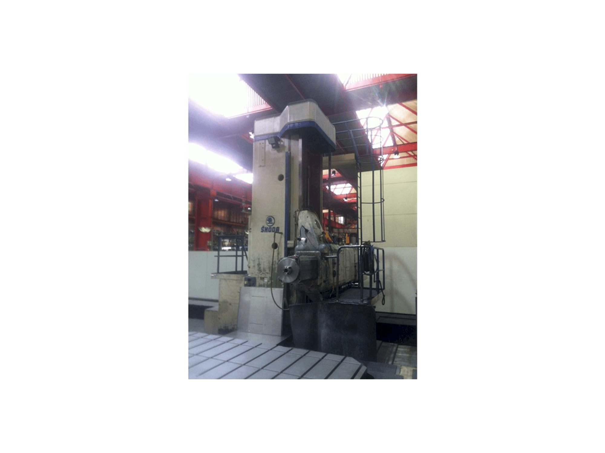 Vista frontale della macchina SKODA WD 160 B