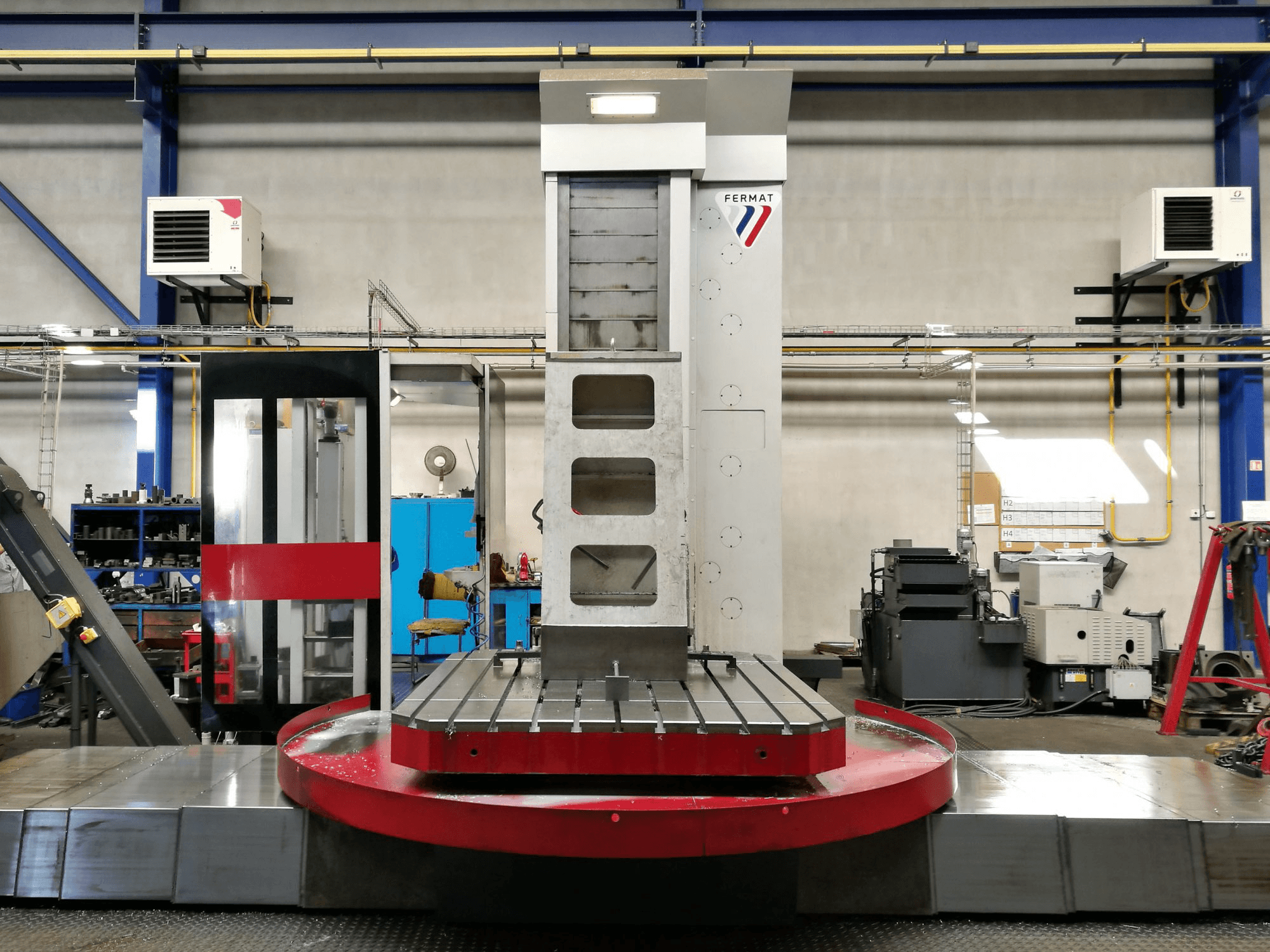 Vista frontale della macchina FERMAT WFT 13 CNC