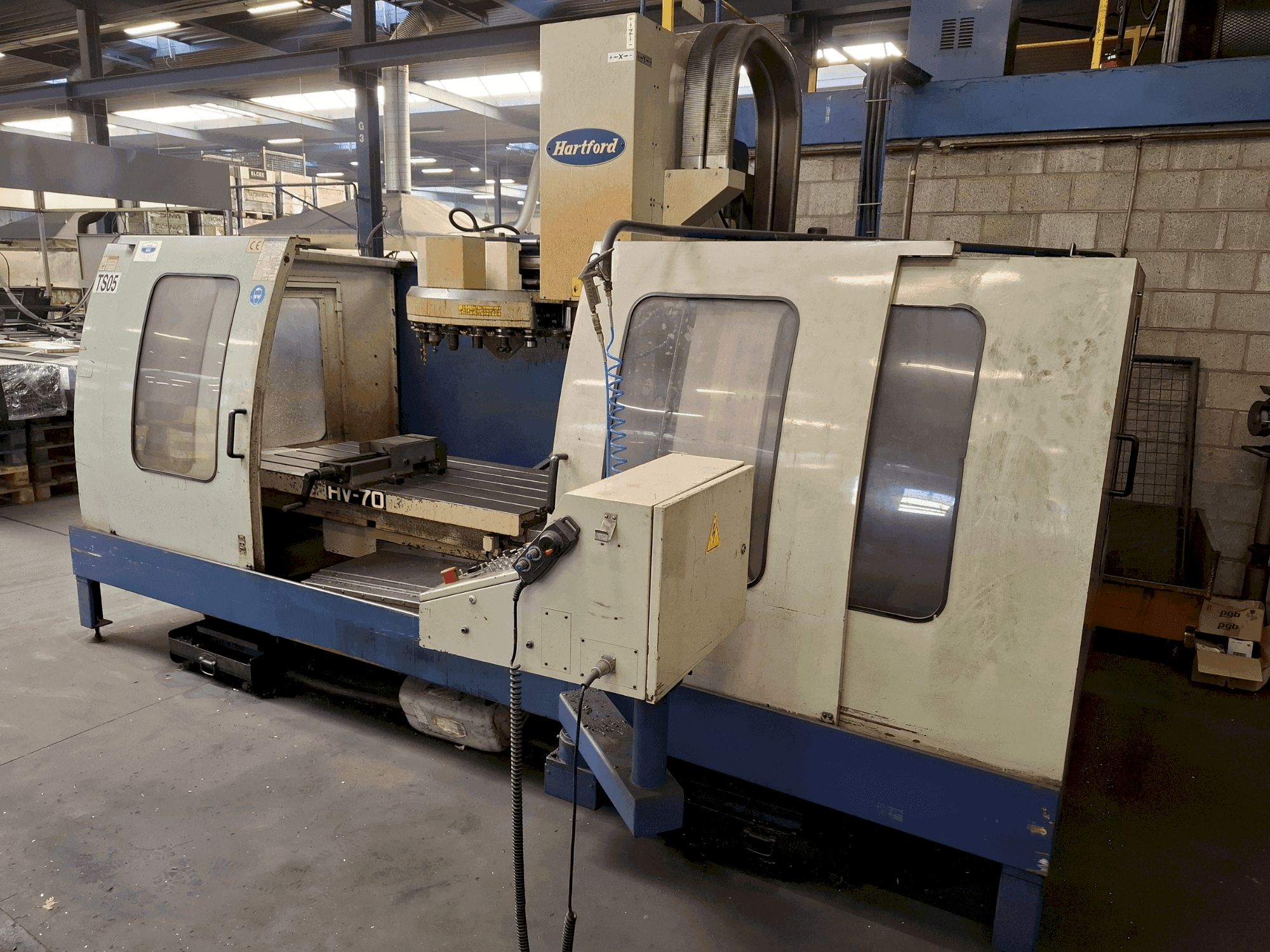 Vista frontale della macchina HARTFORD HV-70S