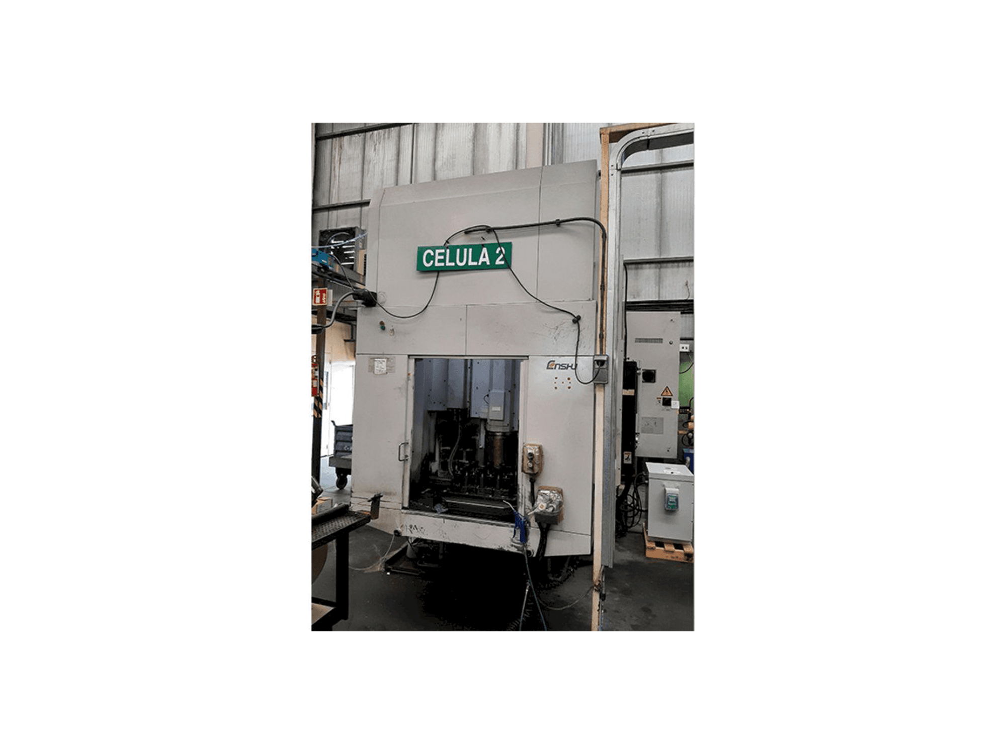 Vista frontale della macchina Enshu EV-450