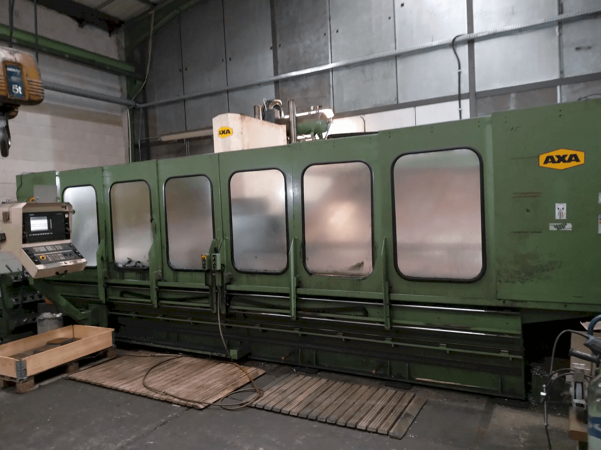 Vista frontale della macchina AXA VSC 5000-m