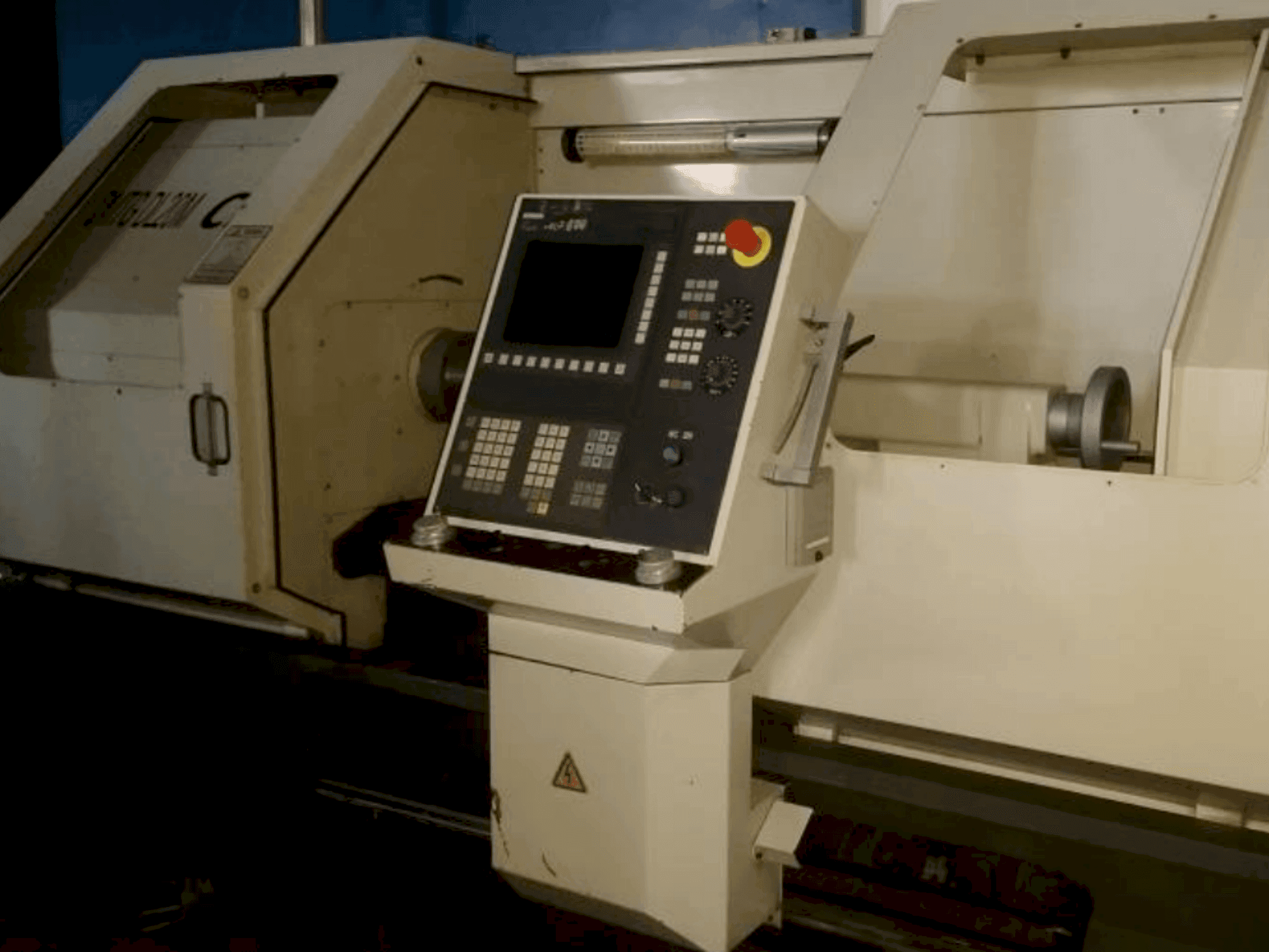 Vista frontale della macchina Optimum L410