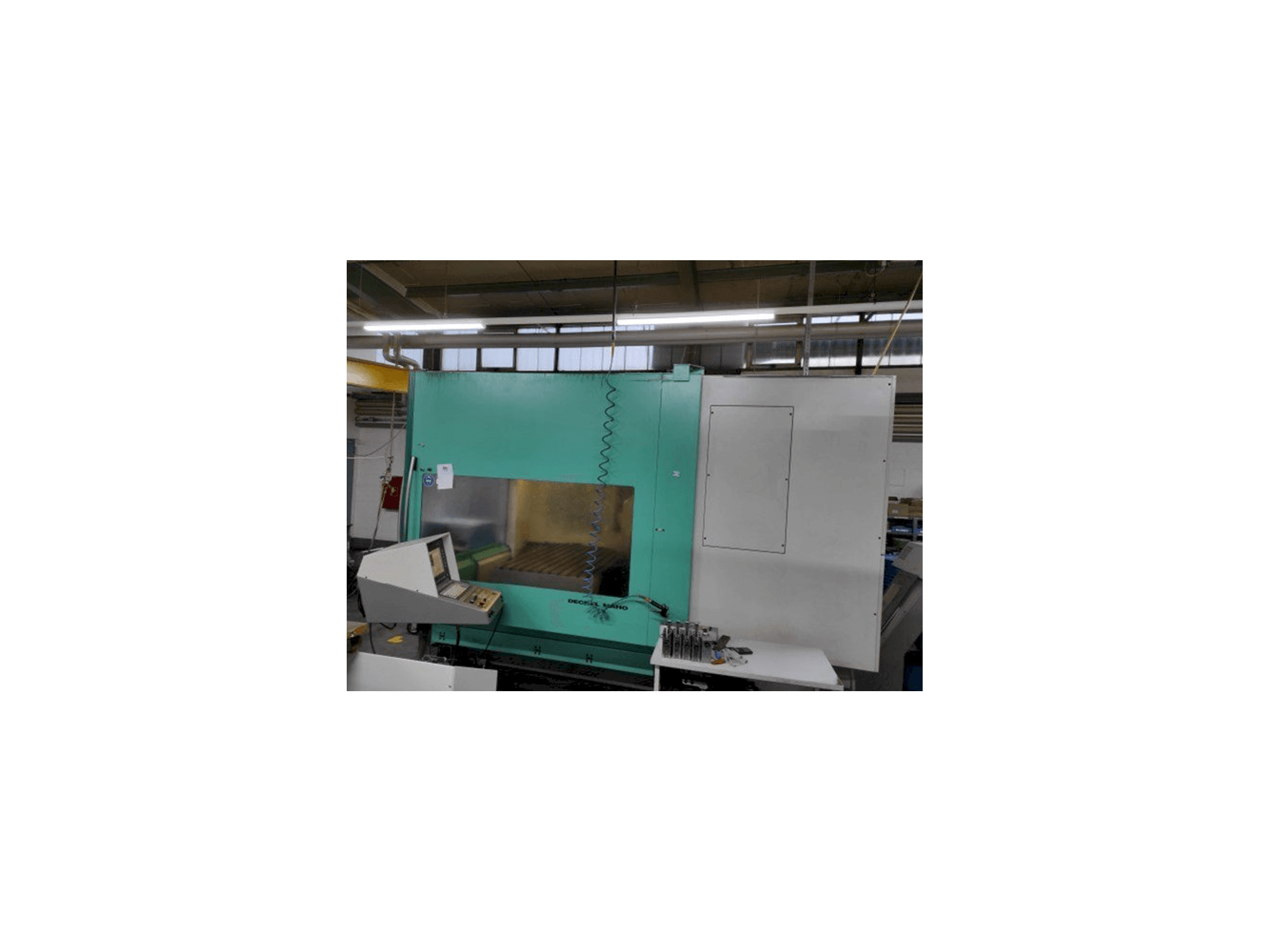 Vista frontale della macchina DMG DMU 125 T