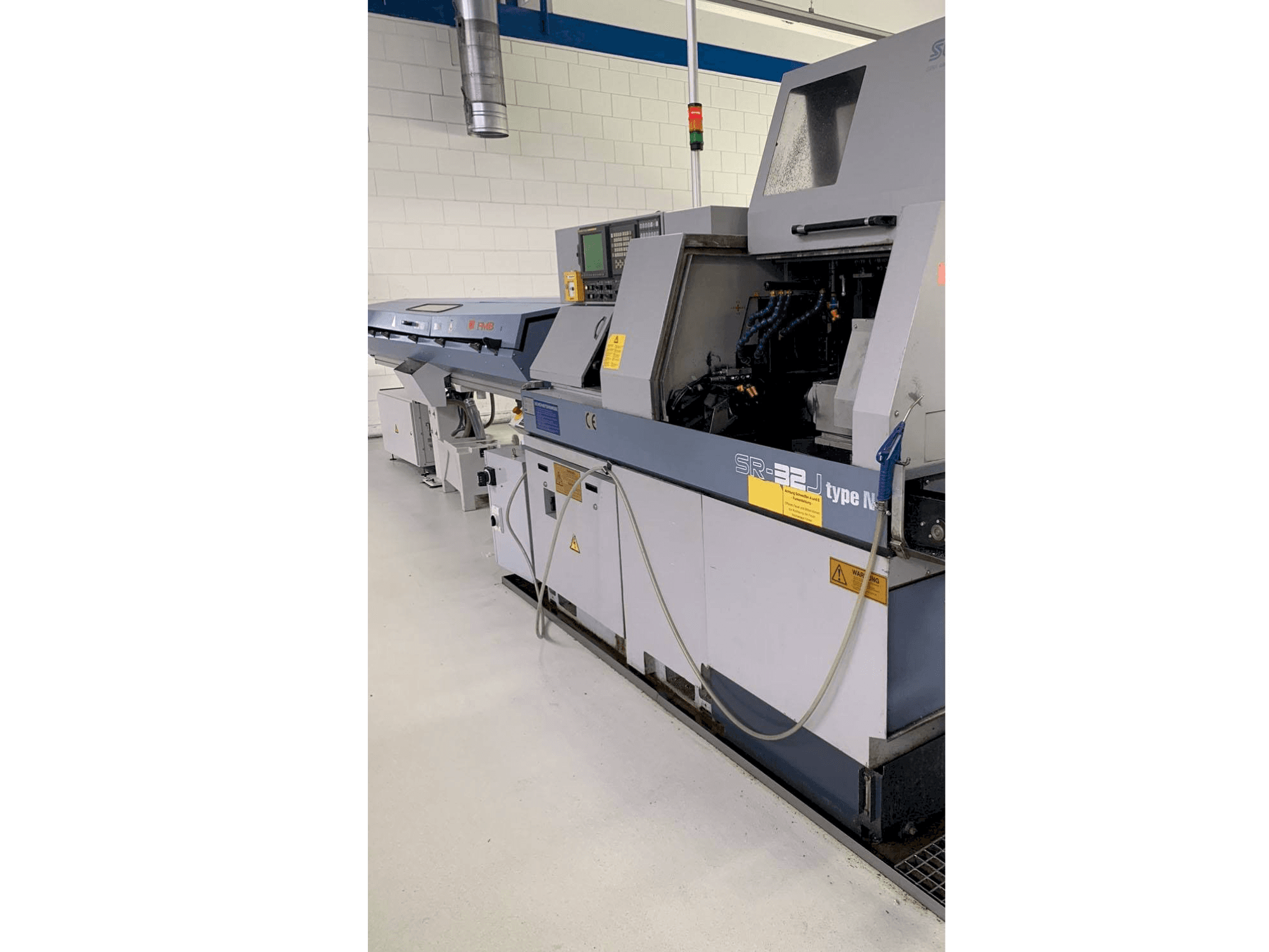 Vista frontale della macchina Star SR-32J type N