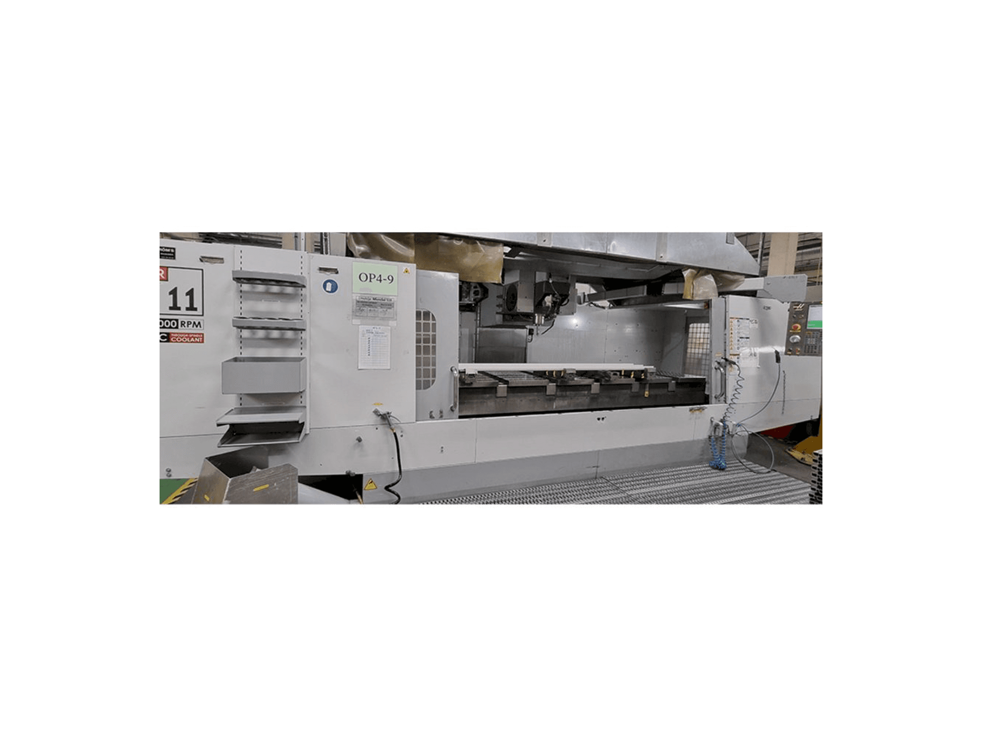 Vista frontale della macchina HAAS VR–11BHE