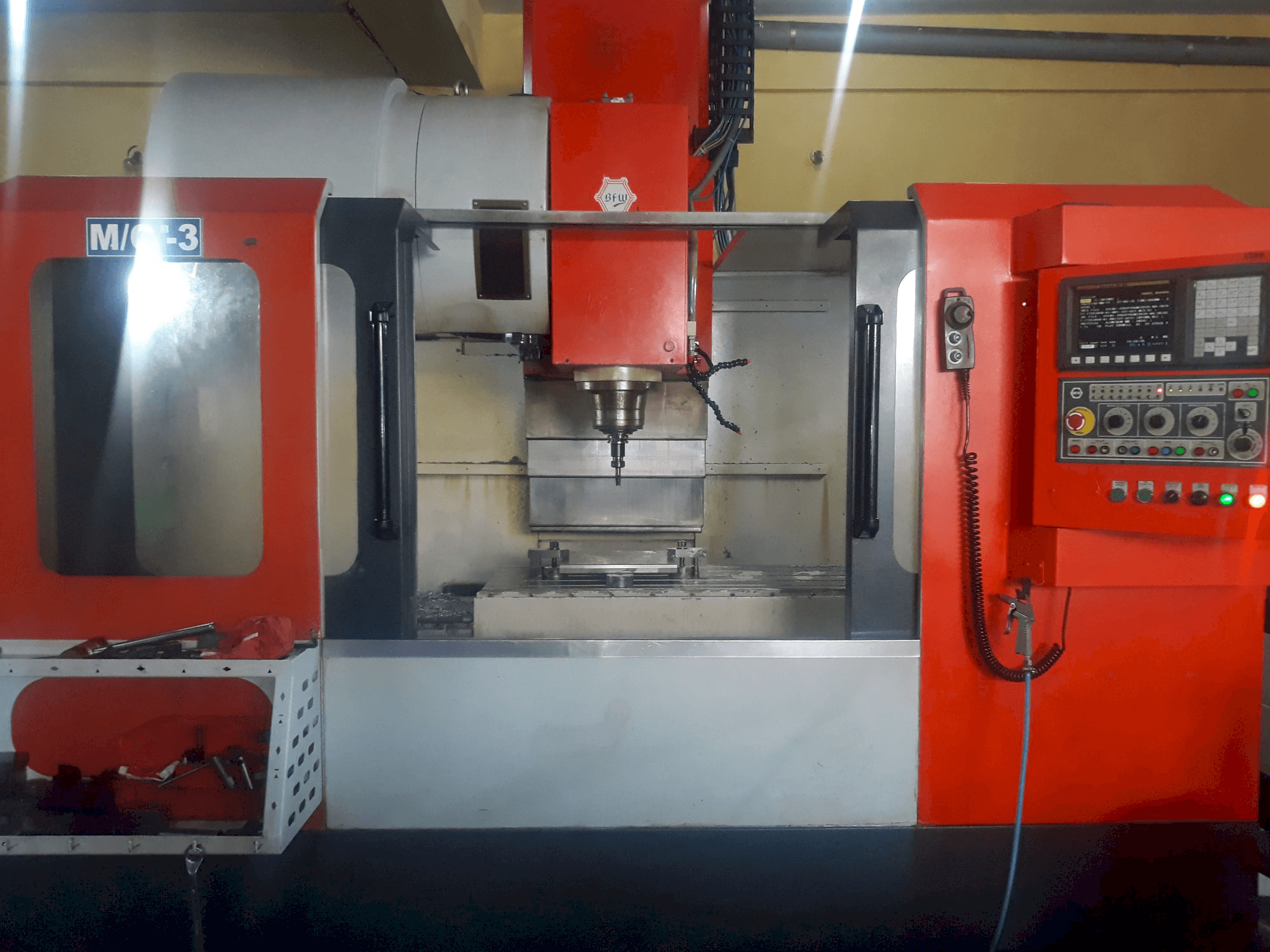Vista frontale della macchina BFW BMV 50