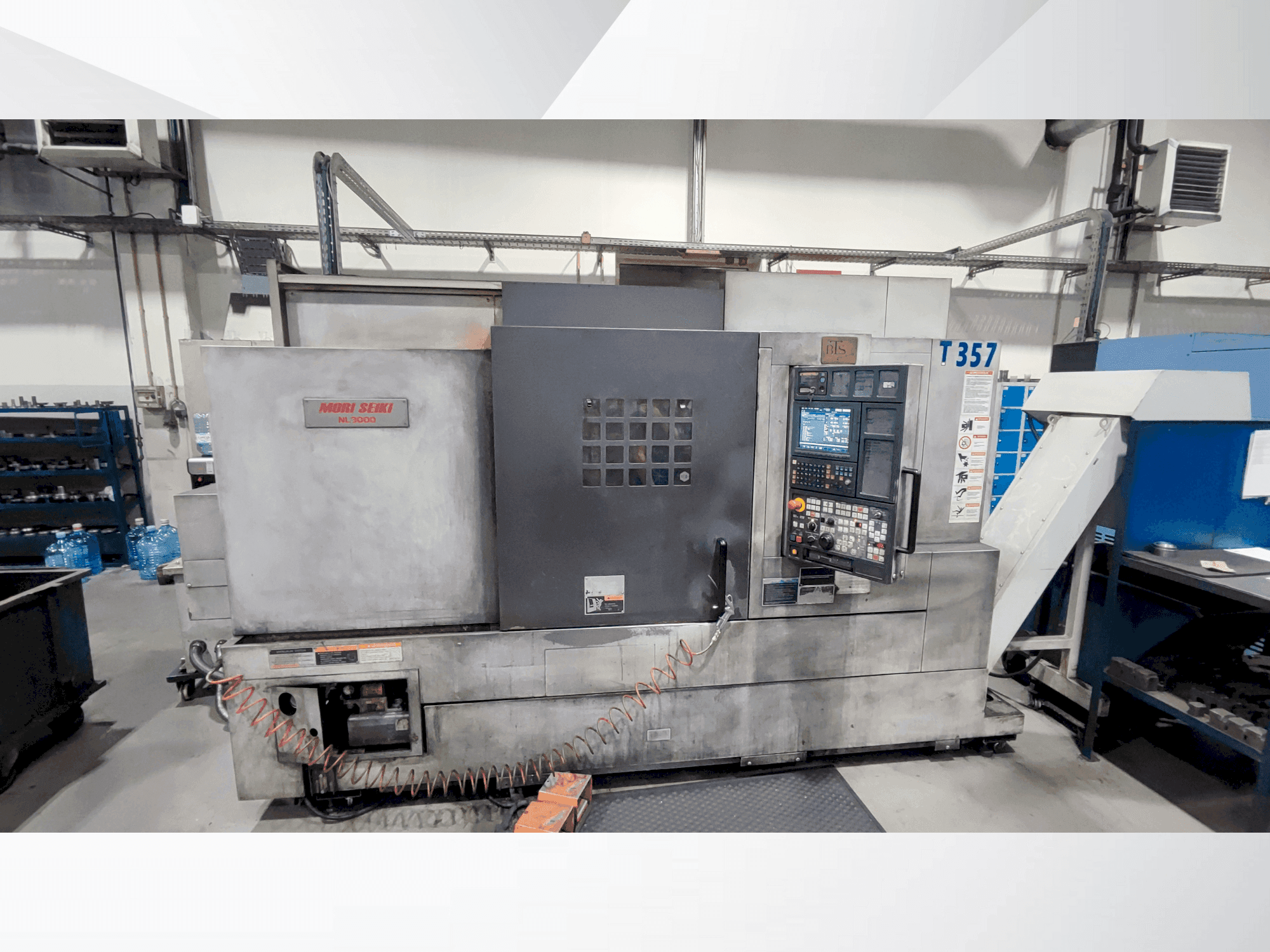 Vista frontale della macchina MORI SEIKI NL 3000/700