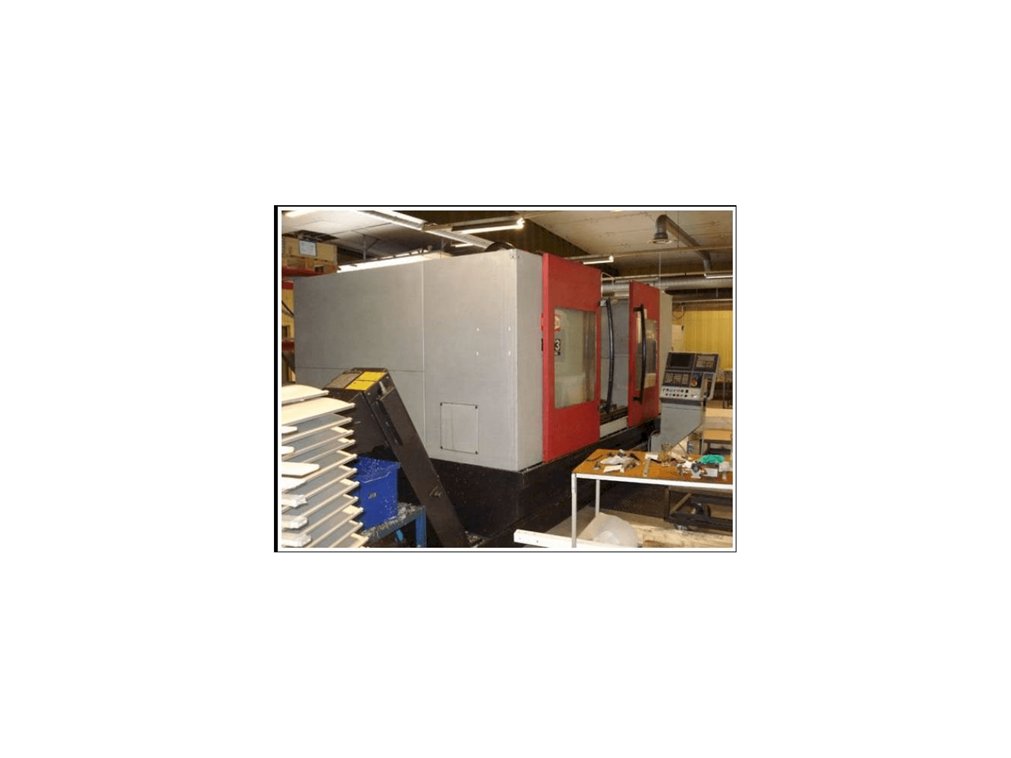 Vista laterale sinistra della macchina Eikon MV3