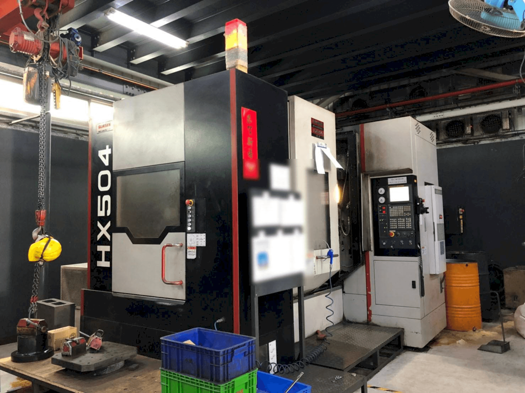 Vista frontale della macchina Quaser HX504II BP