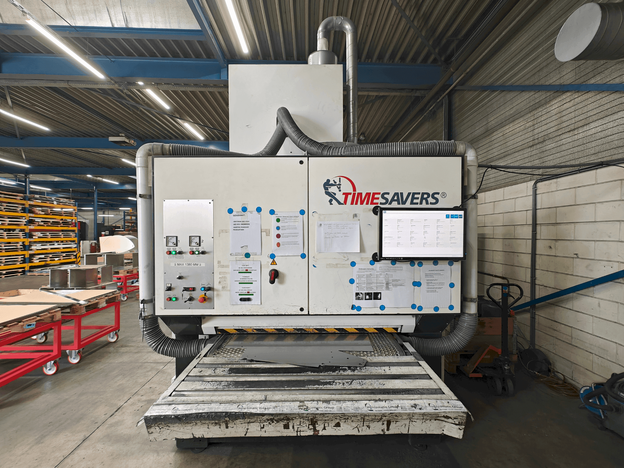 Vista frontale della macchina TIMESAVERS 42-serie-1350-RB