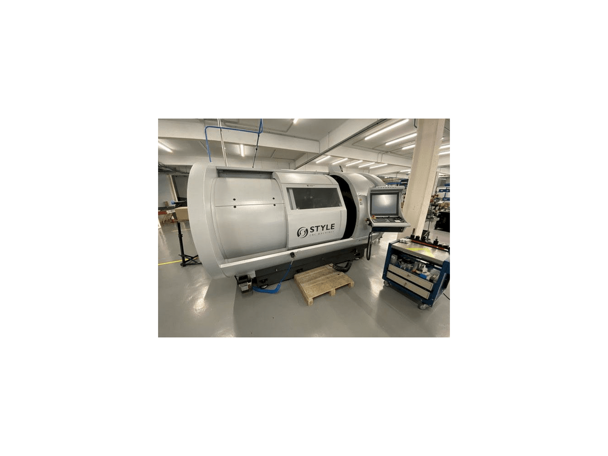 Vista frontale della macchina Sturtz 750 (900 dbc)