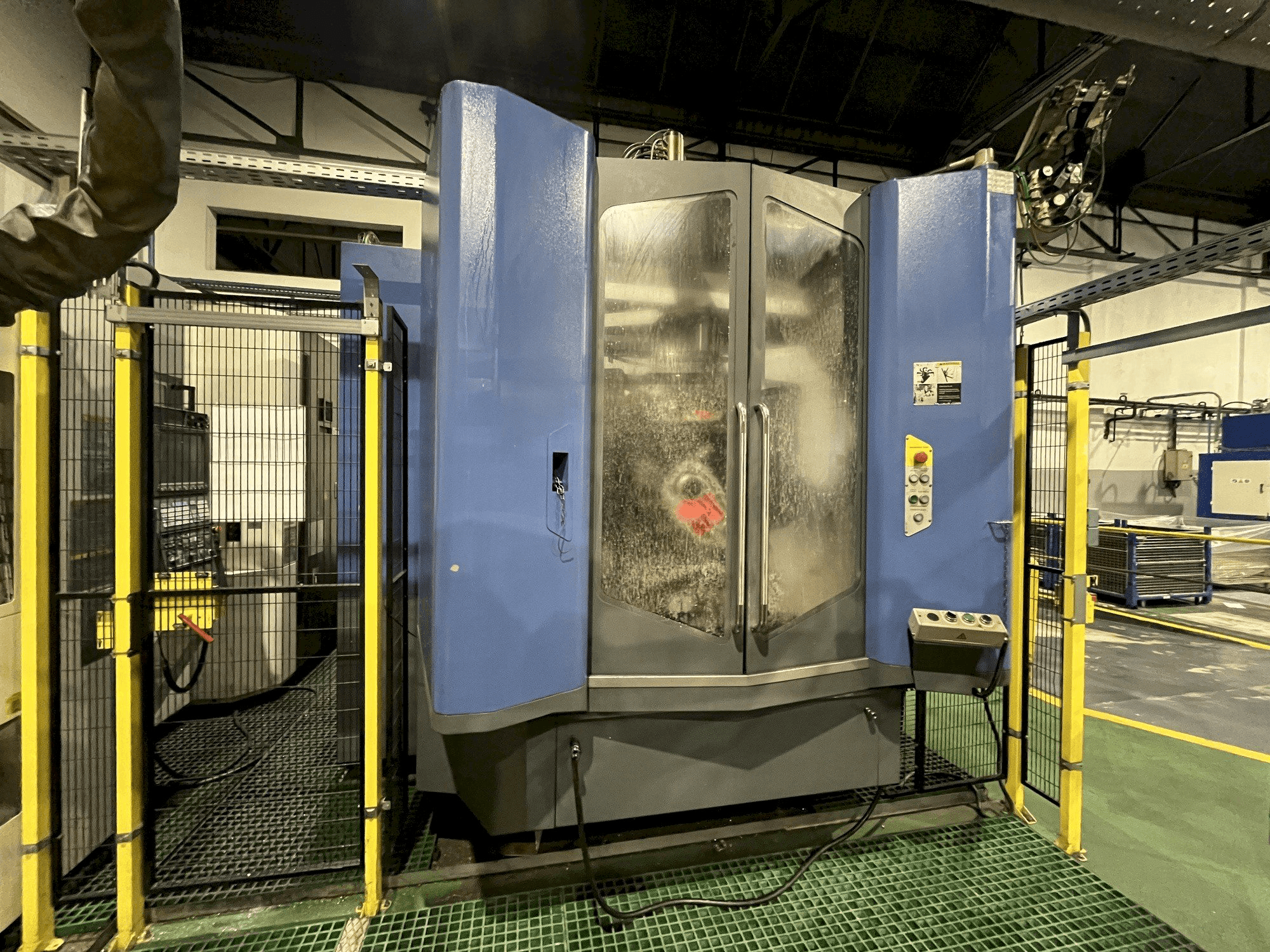 Vista frontale della macchina Tongtai HA-500II