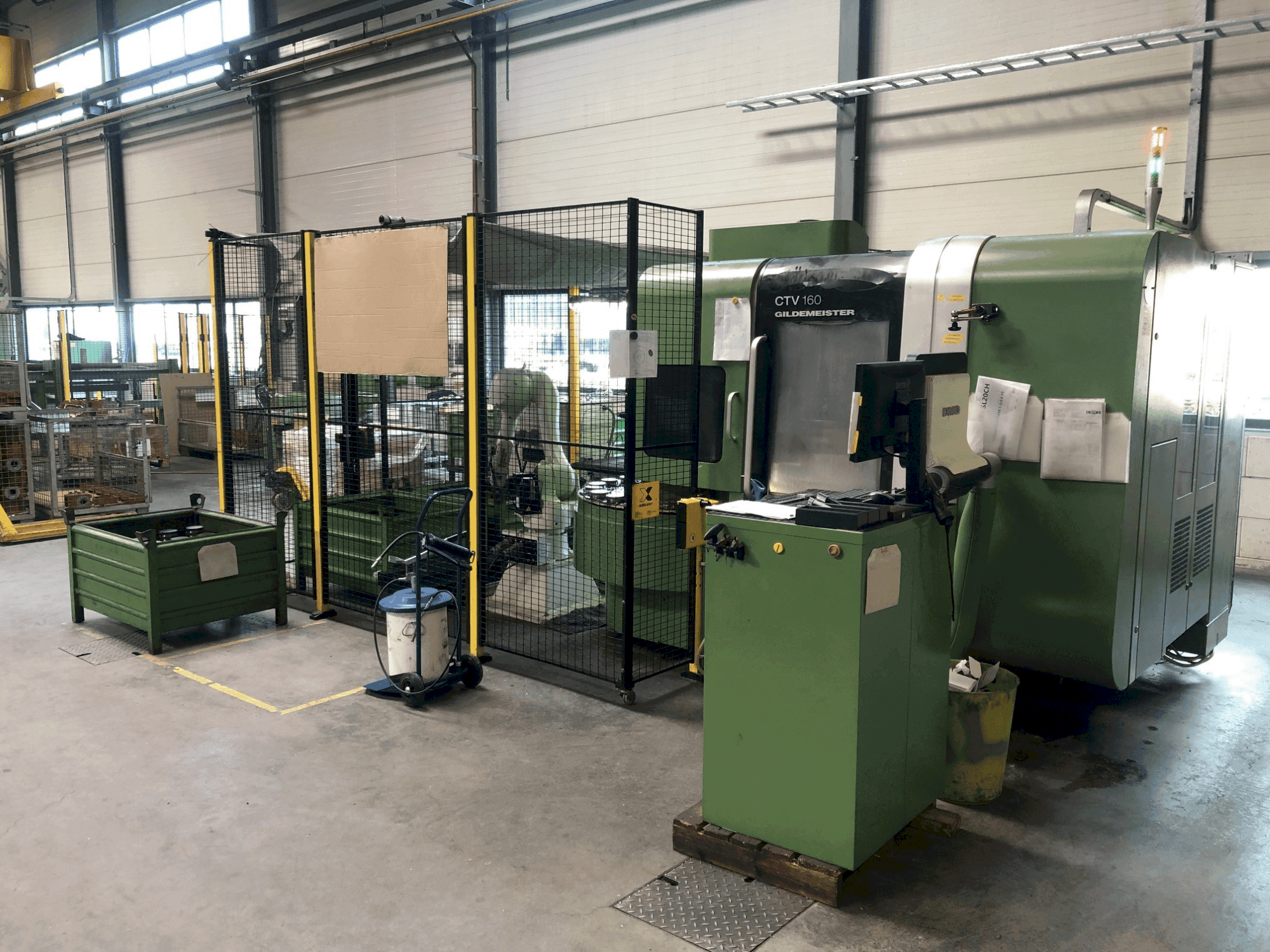 Vista frontale della macchina DMG Gildemeister CTV 160