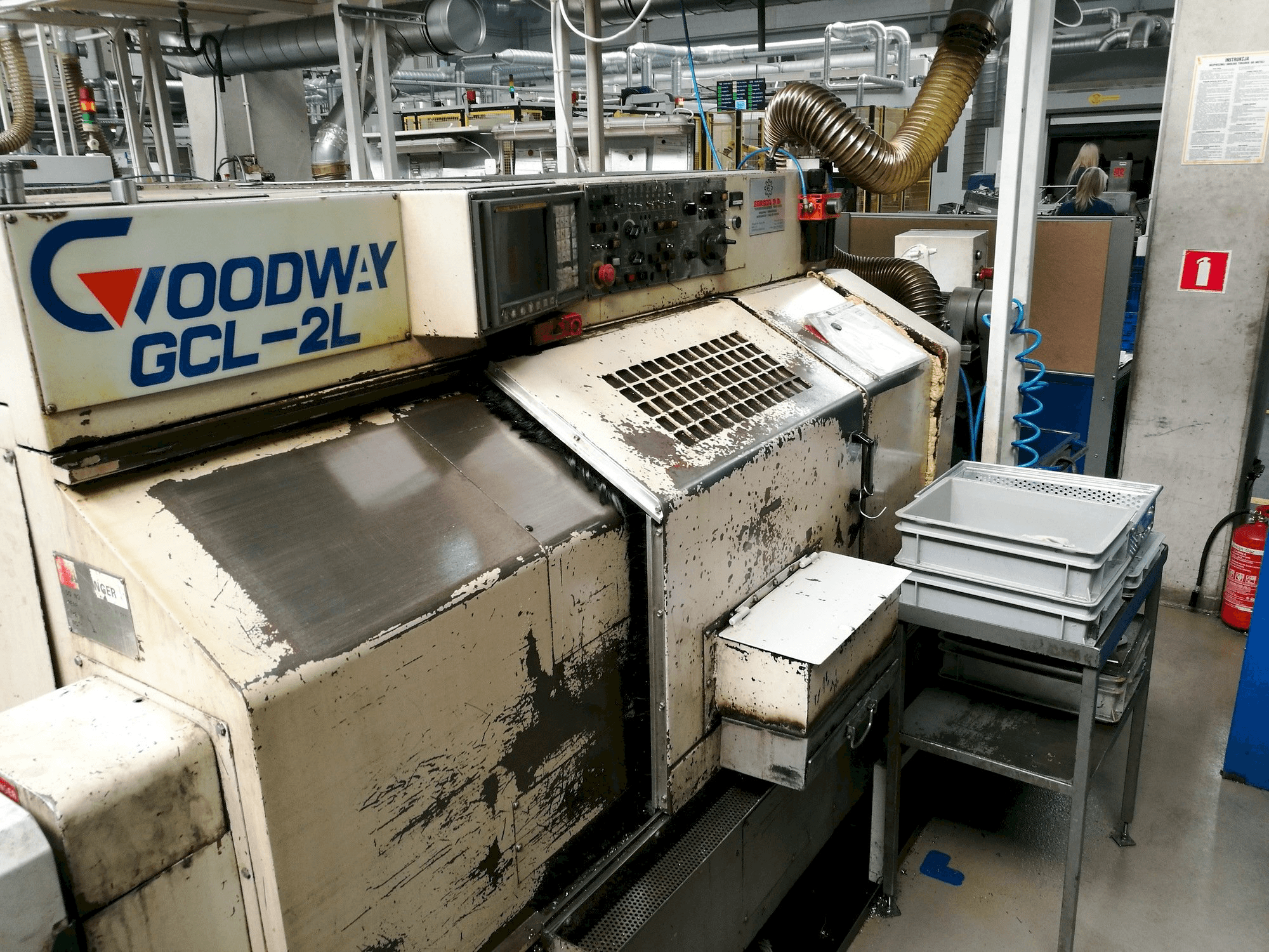 Vista frontale della macchina Goodway GCL-2L