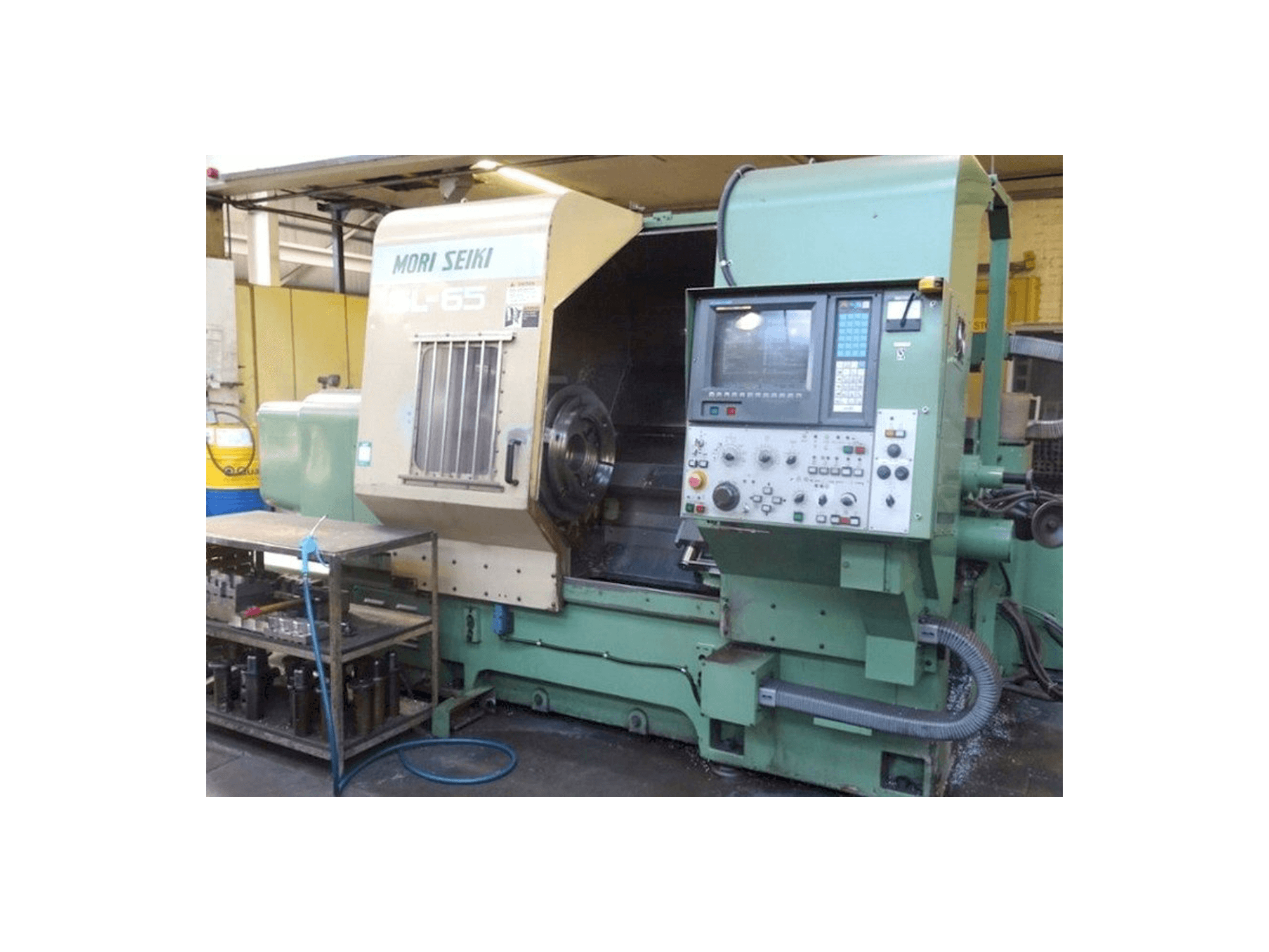 Vista frontale della macchina MORI SEIKI Sl65