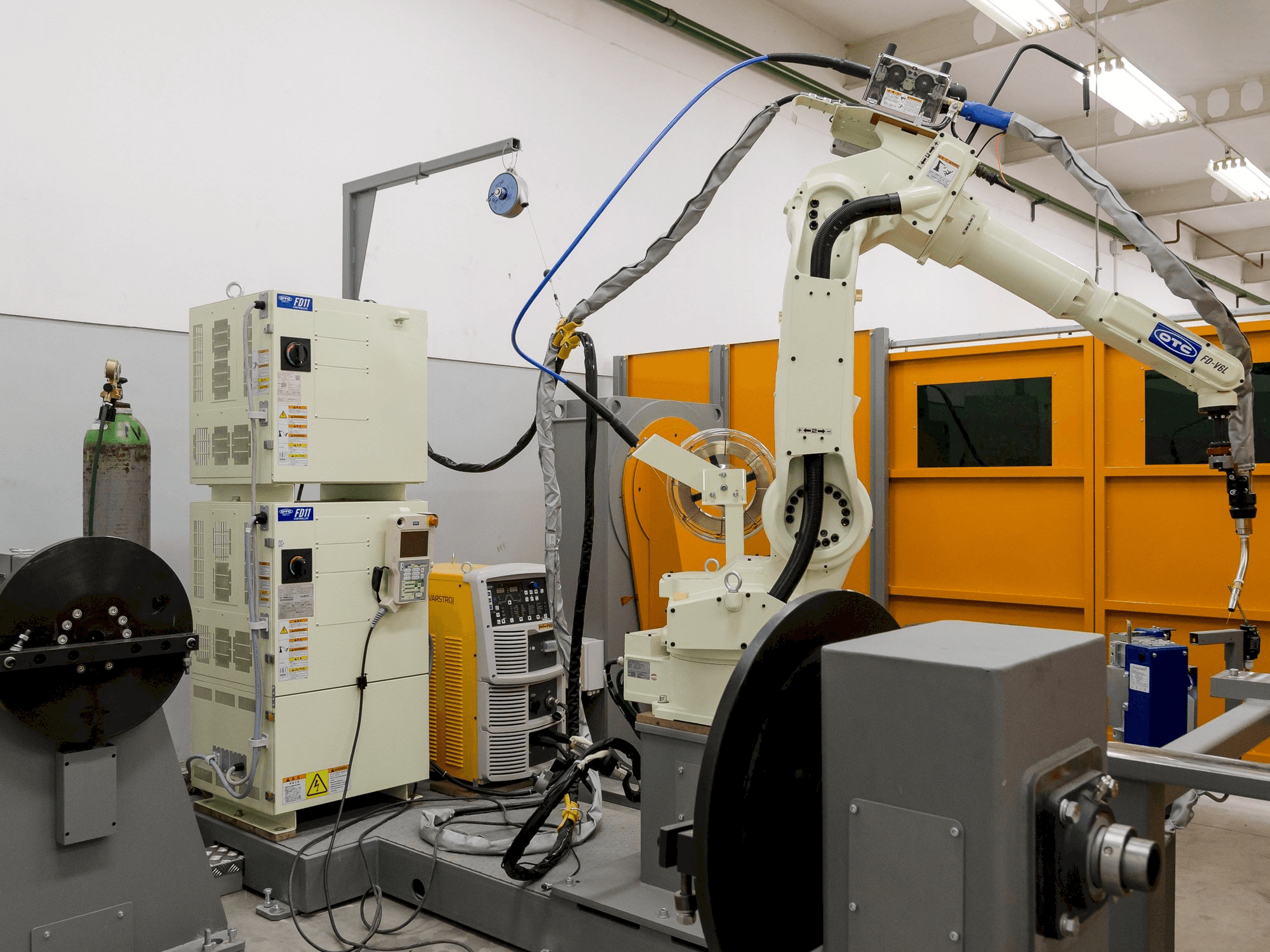 Vista frontale della macchina Other Otc Daihen Fd11