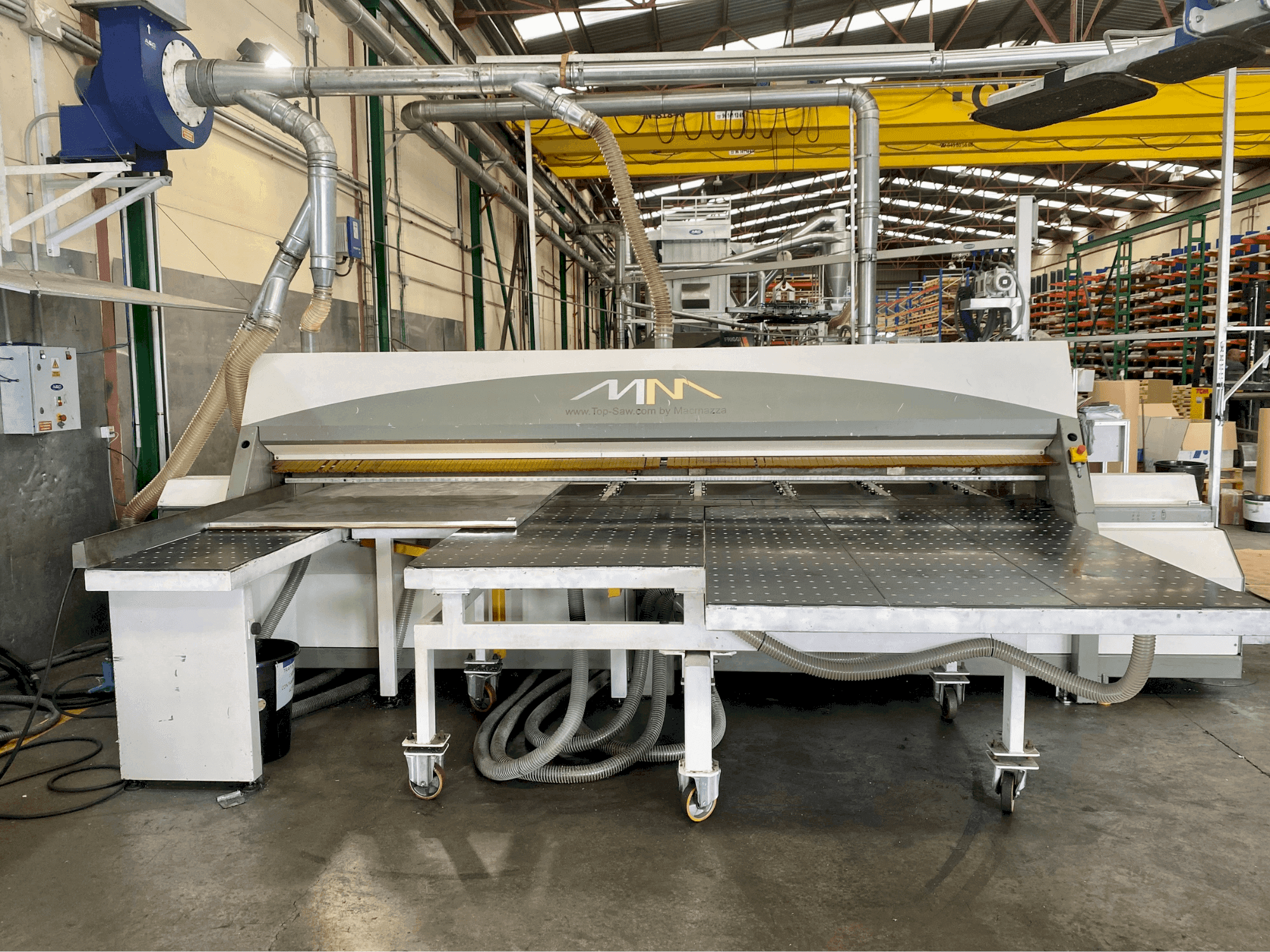 Vista frontale della macchina MACMAZZA Top Saw