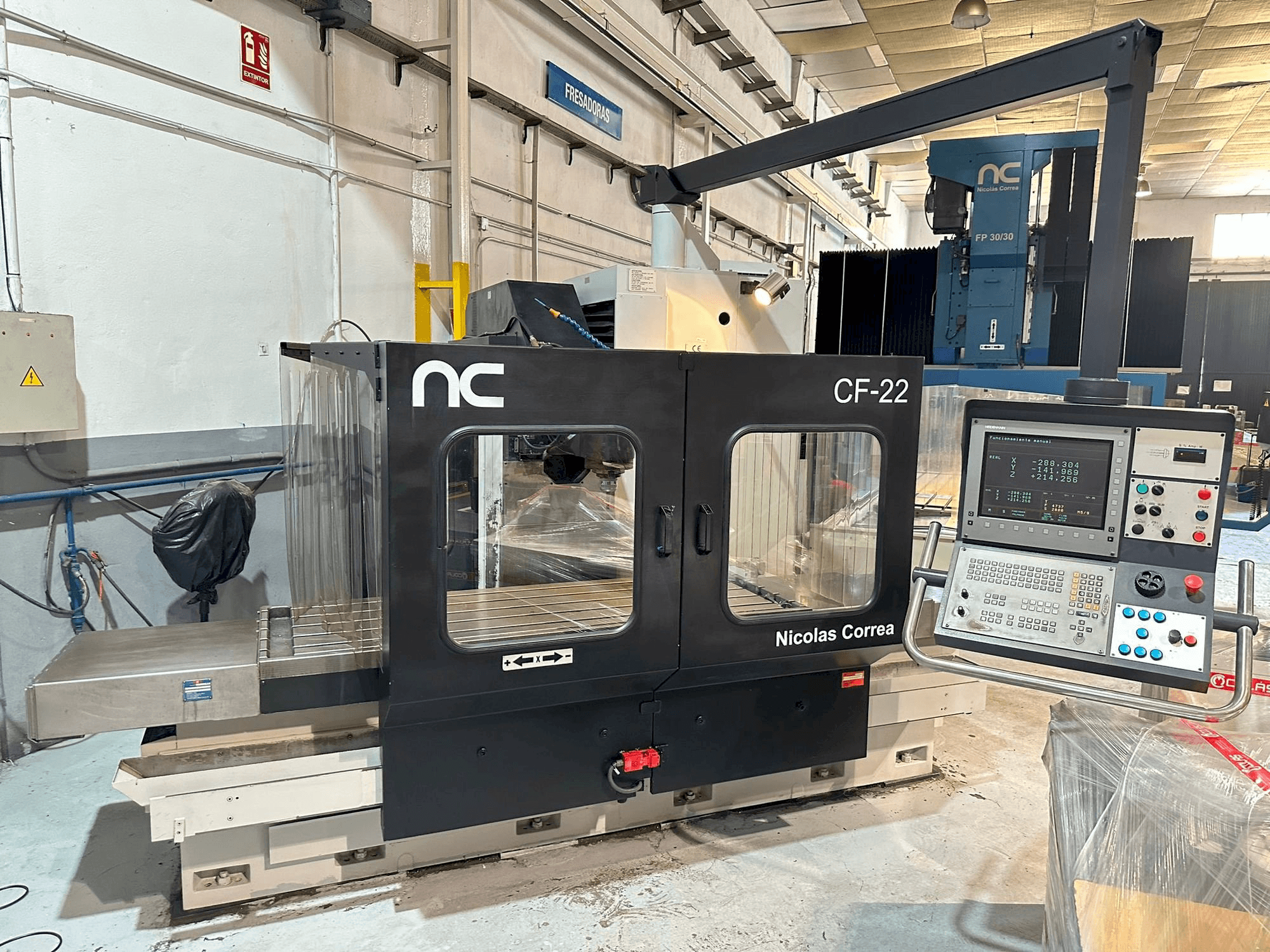 Vista frontale della macchina Nicolas Correa CF22/20