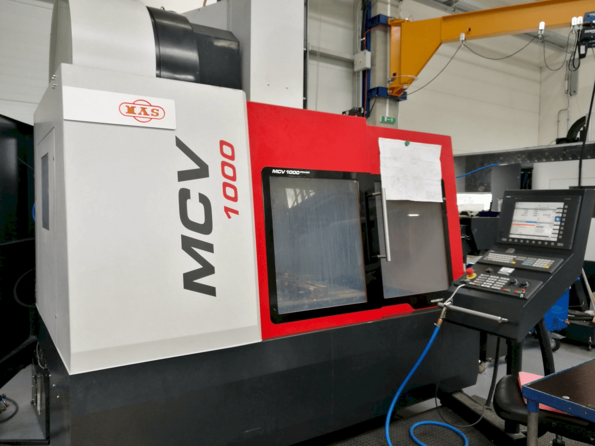 Vista frontale della macchina KOVOSVIT MAS MCV 1000 Power