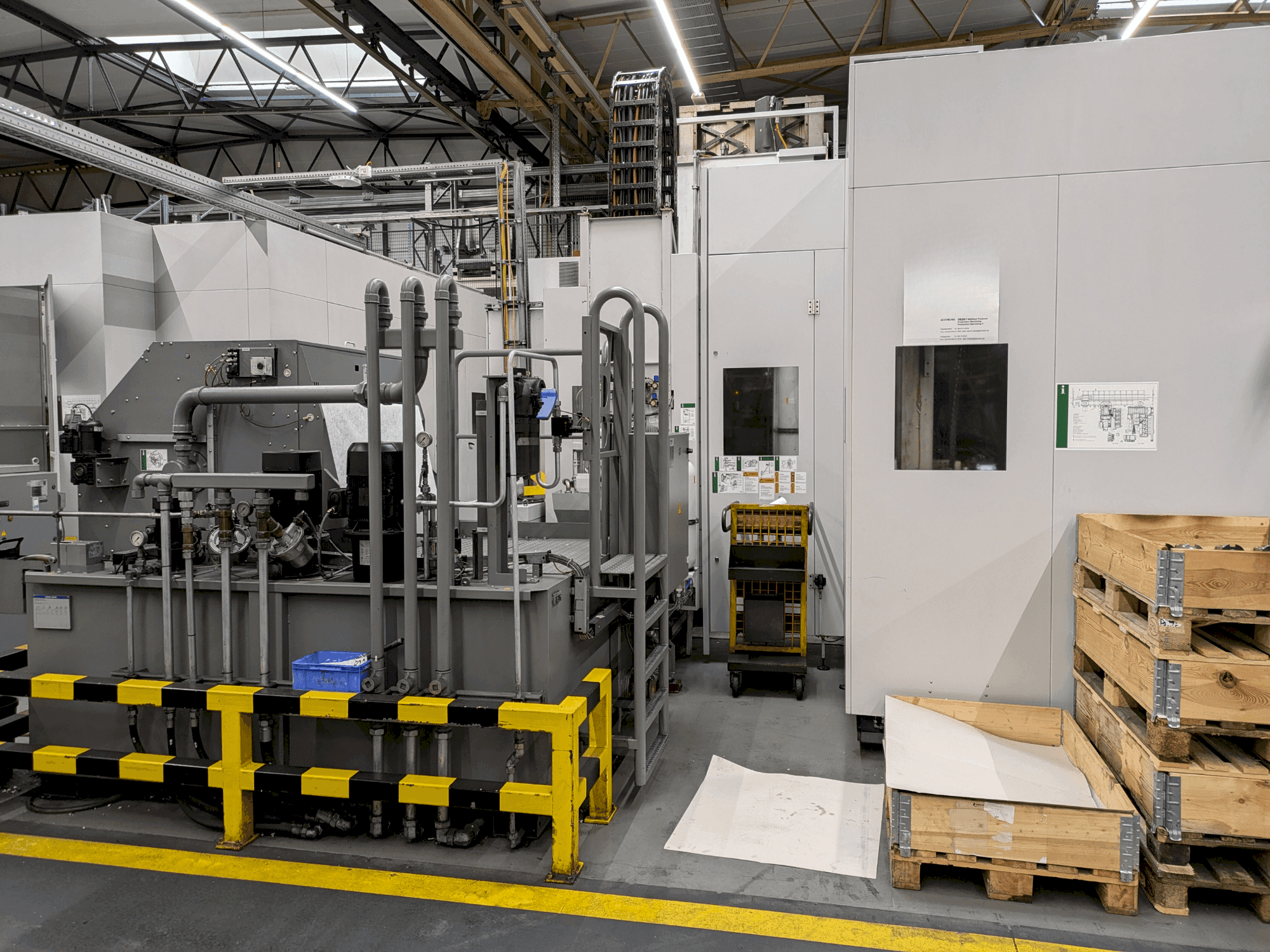 Vista frontale della macchina Heckert HEC 1000 H/V