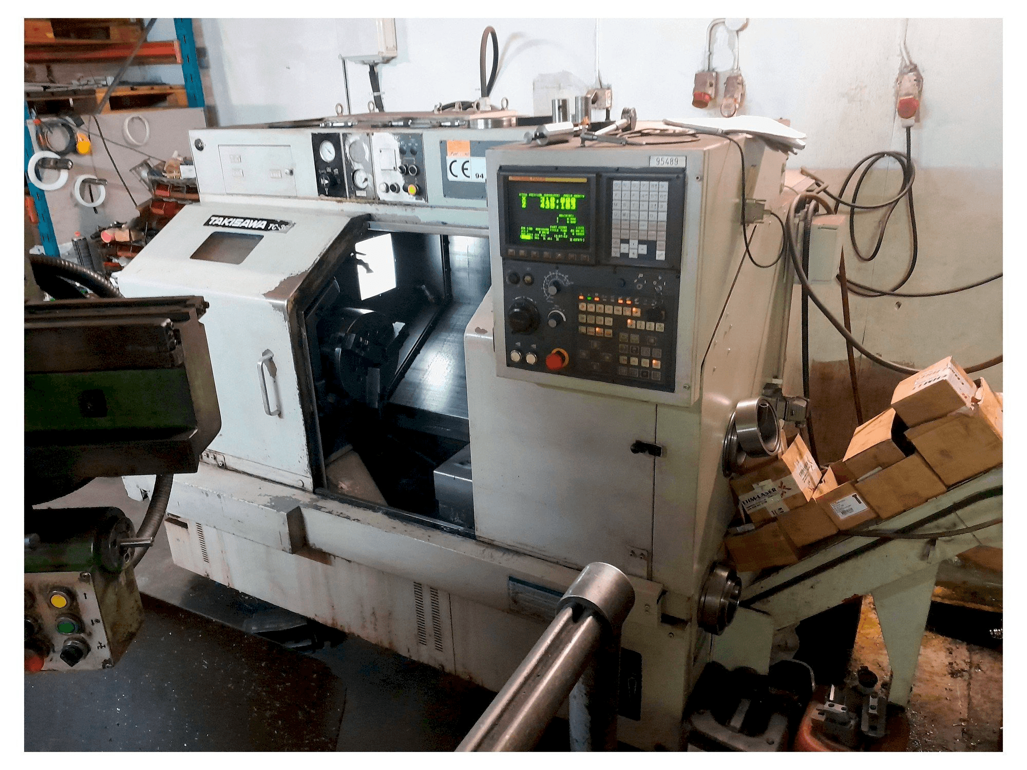 Vista frontale della macchina Takisawa TC-30