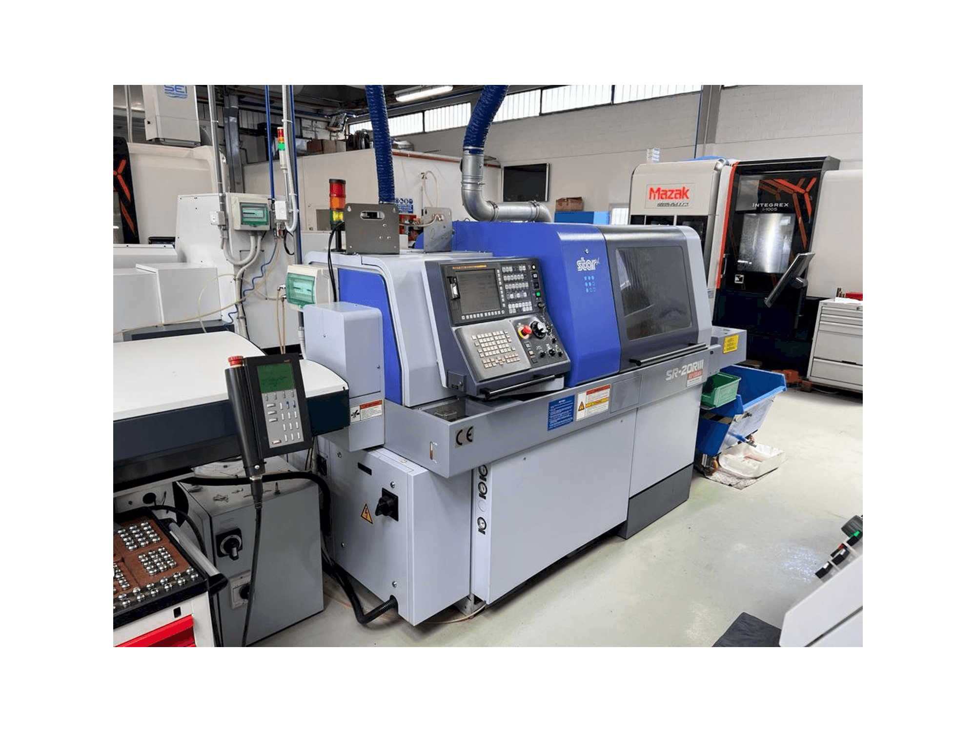 Vista frontale della macchina Star SR-20RIII