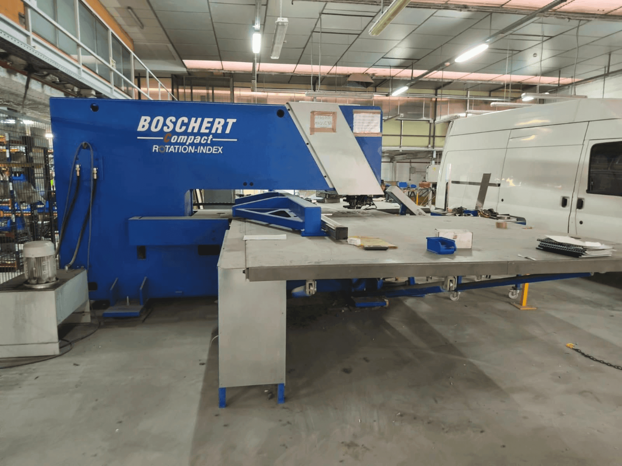 Vista frontale della macchina BOSCHERT Compact 1250 Rota