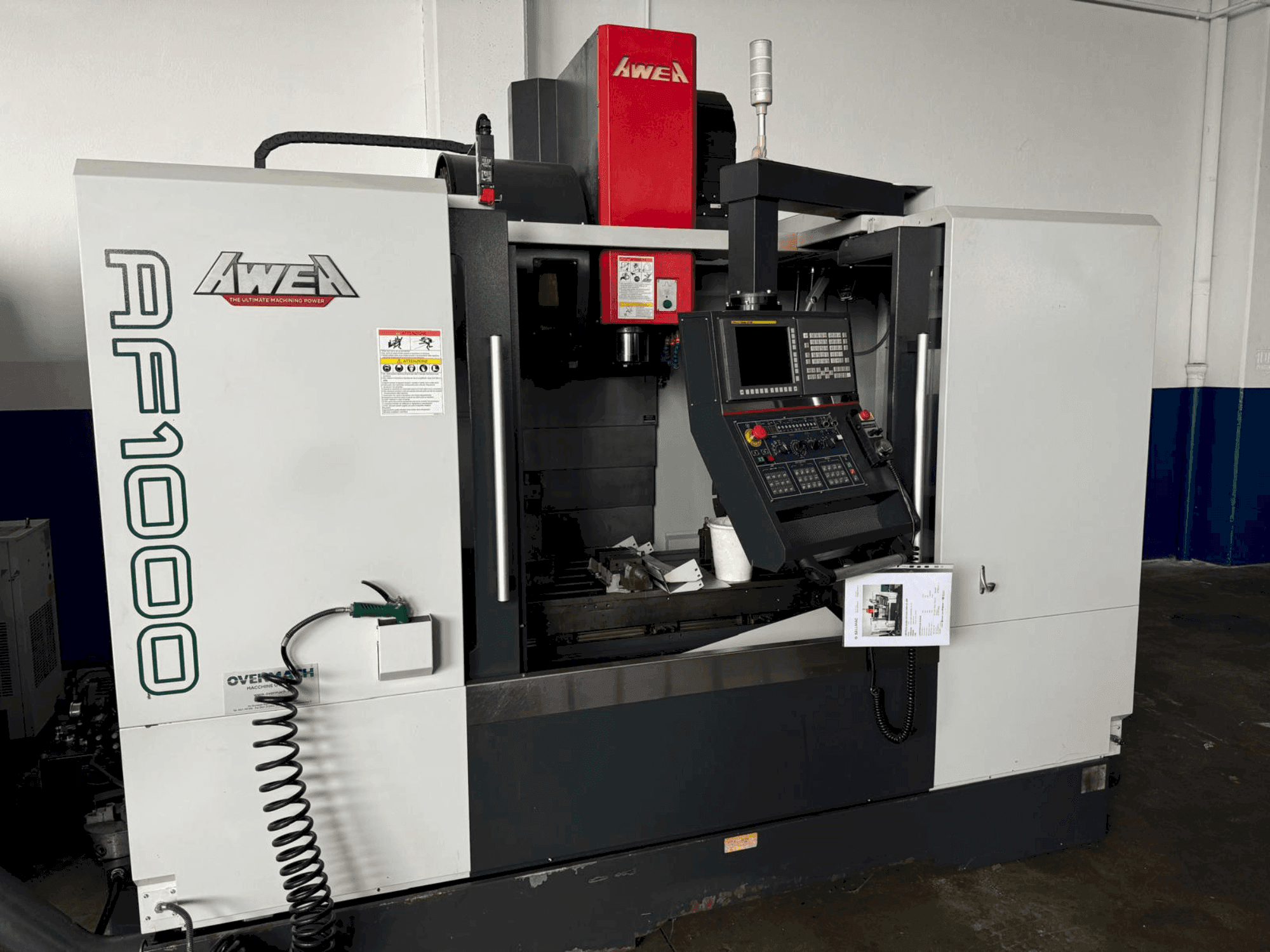 Vista frontale della macchina AWEA AF-1000