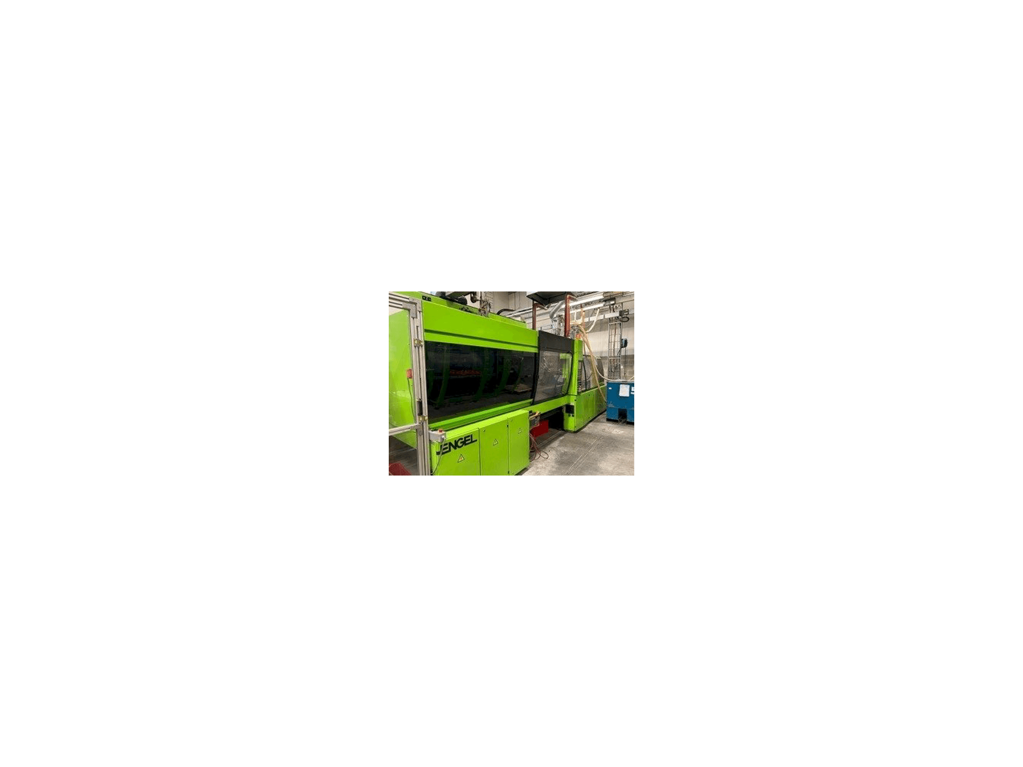 Vista frontale della macchina Engel ES 750 H330W / 250 HL-2F