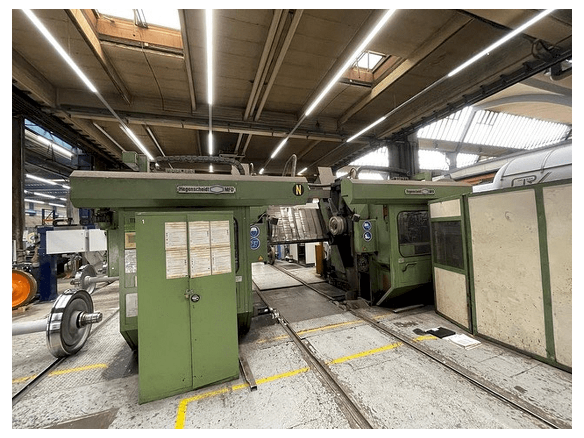 Vista frontale della macchina Hegenscheidt PN 190