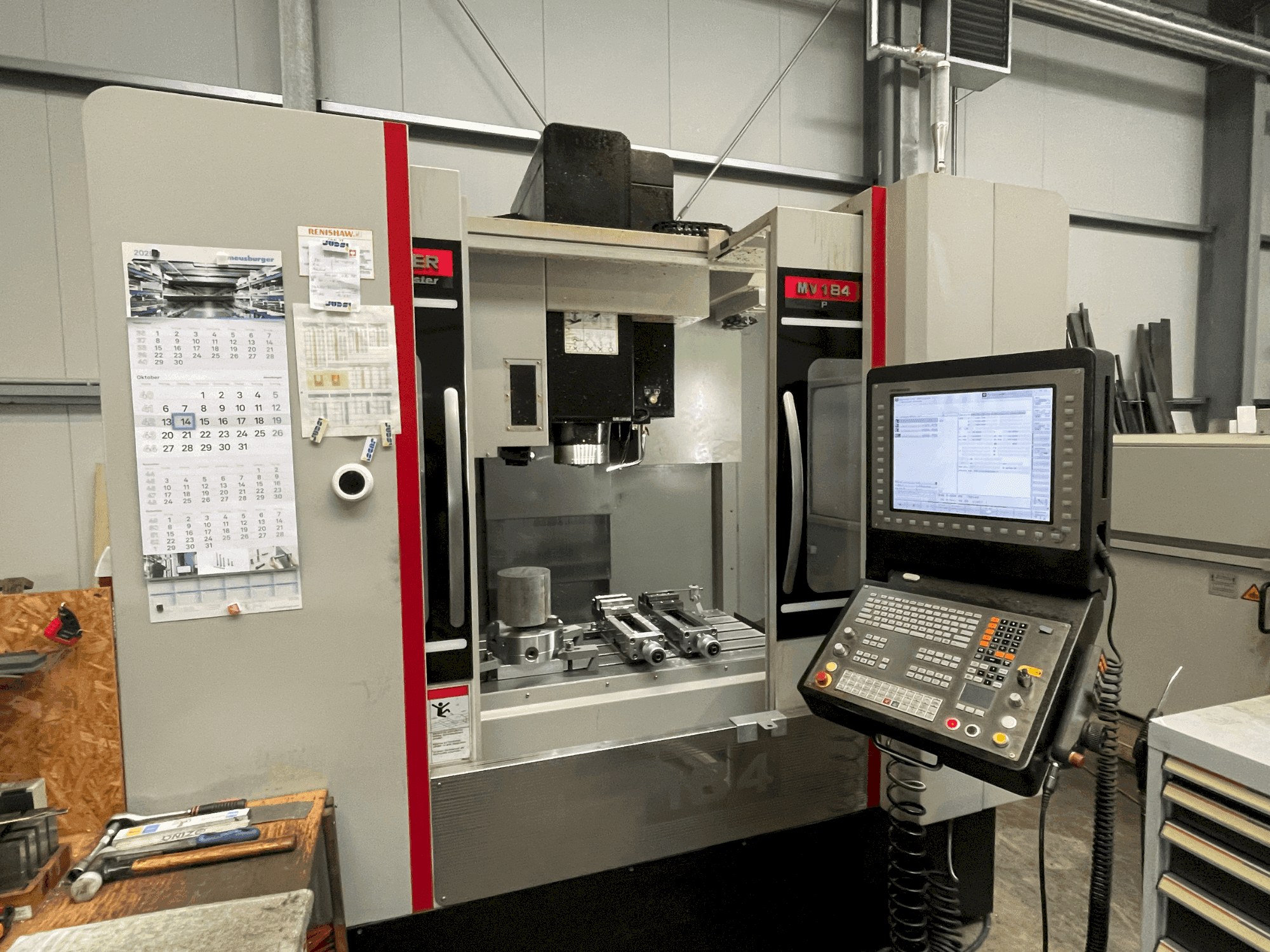Vista frontale della macchina Quaser MV 184P/12B