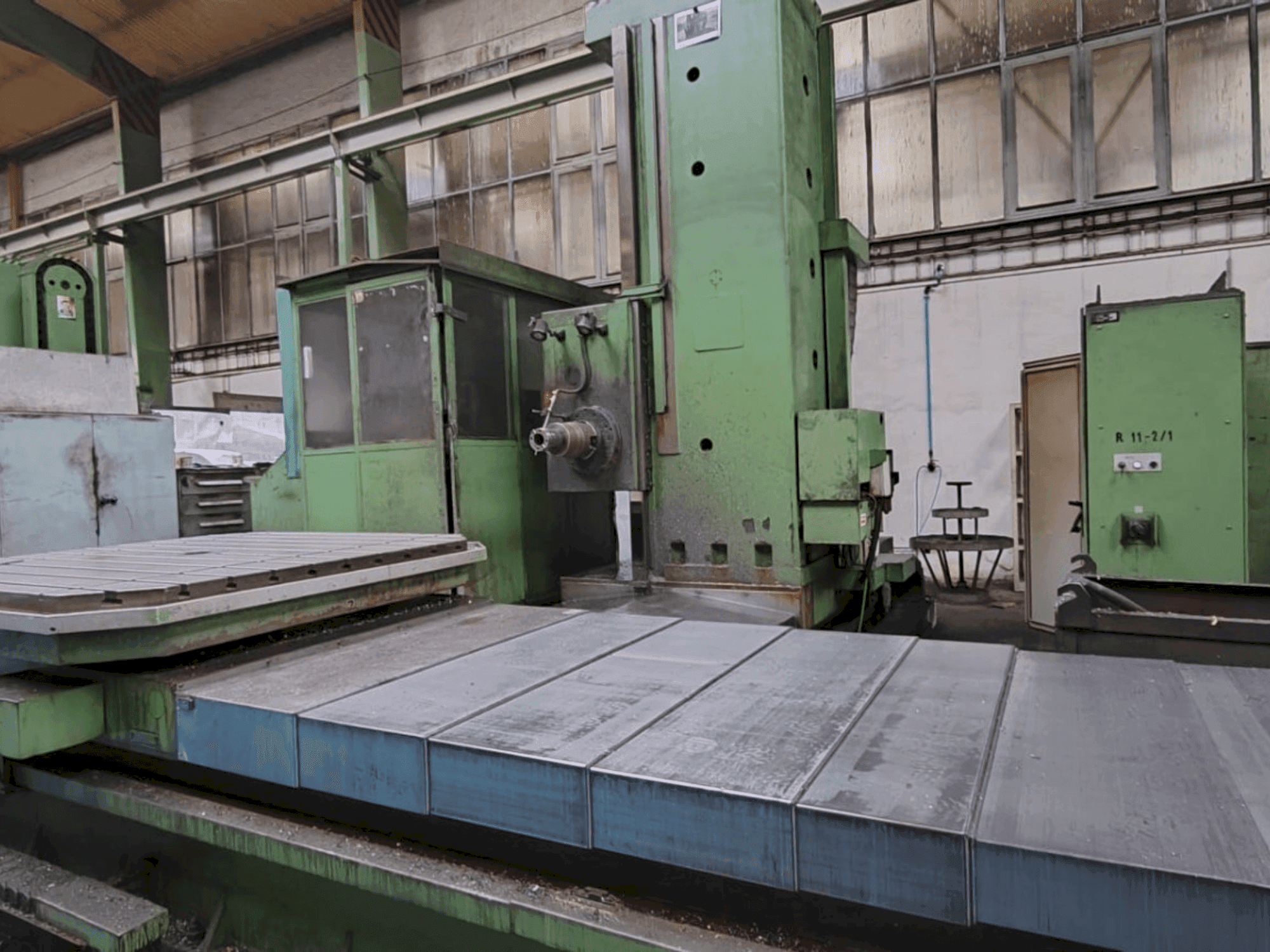 Vista frontale della macchina TOS WHN 13.8 CNC
