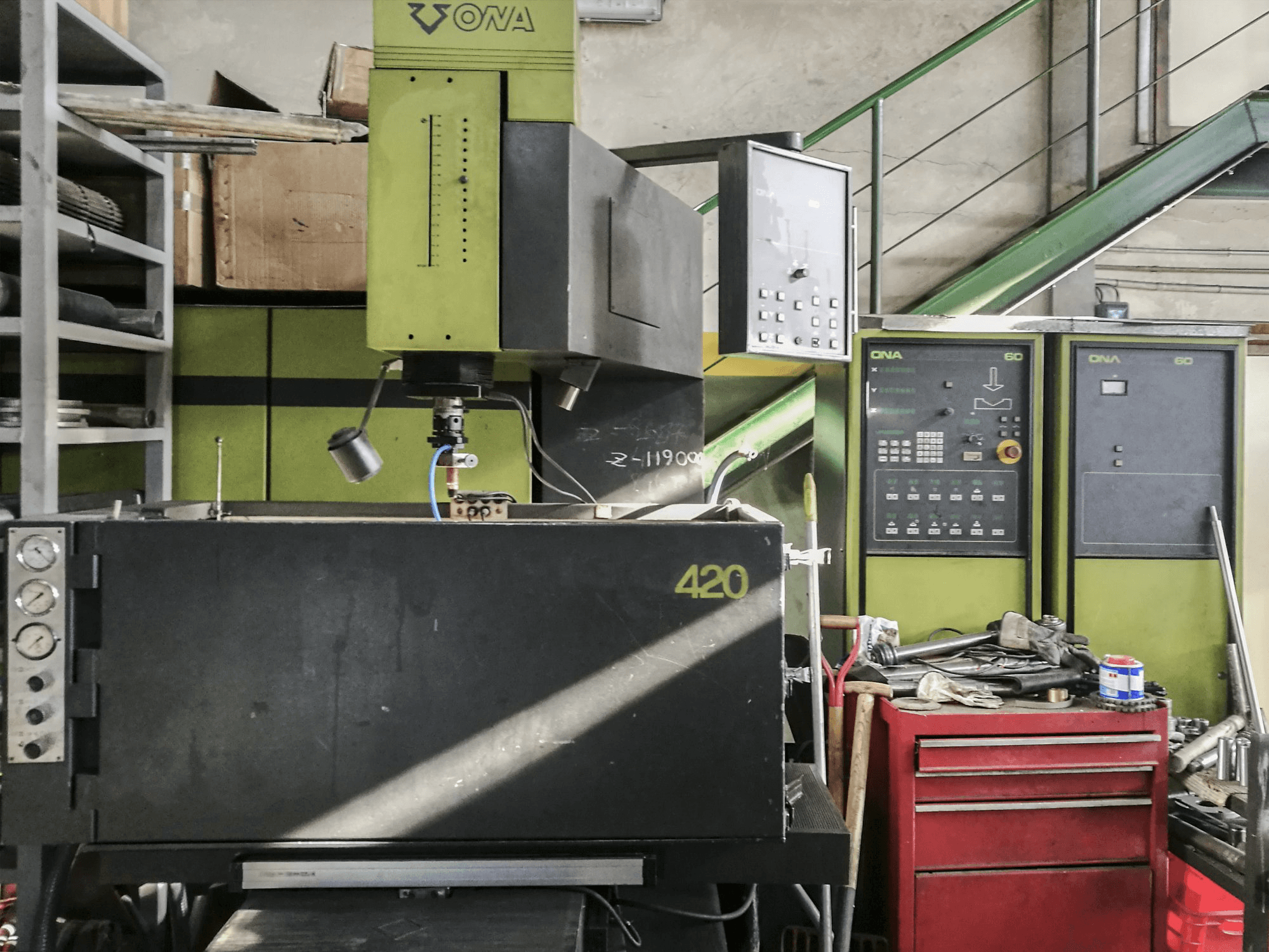 Vista frontale 1 della ONA ONOMATIC 420 macchina