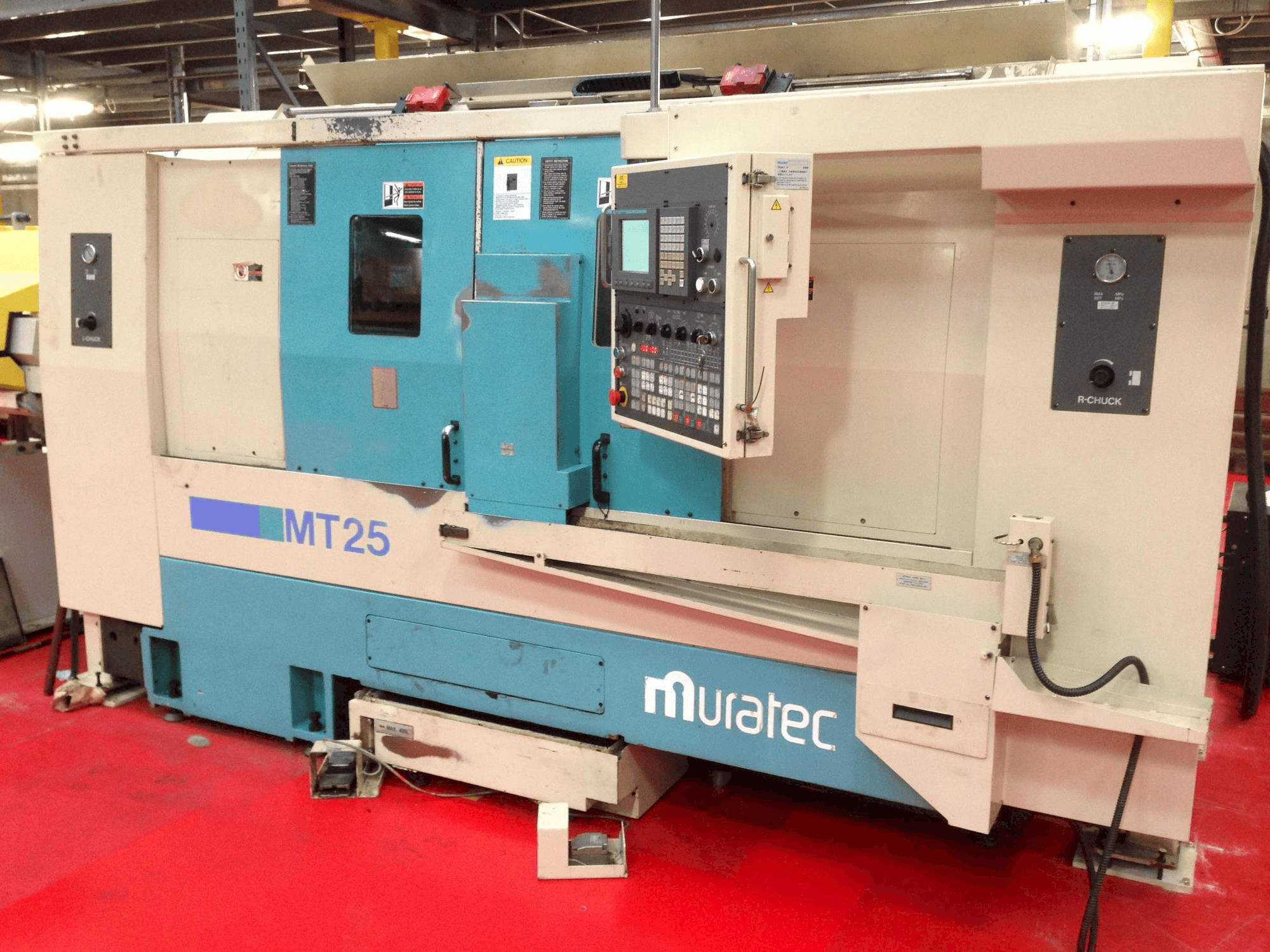 Vista frontale della macchina Muratec MT 25 MC