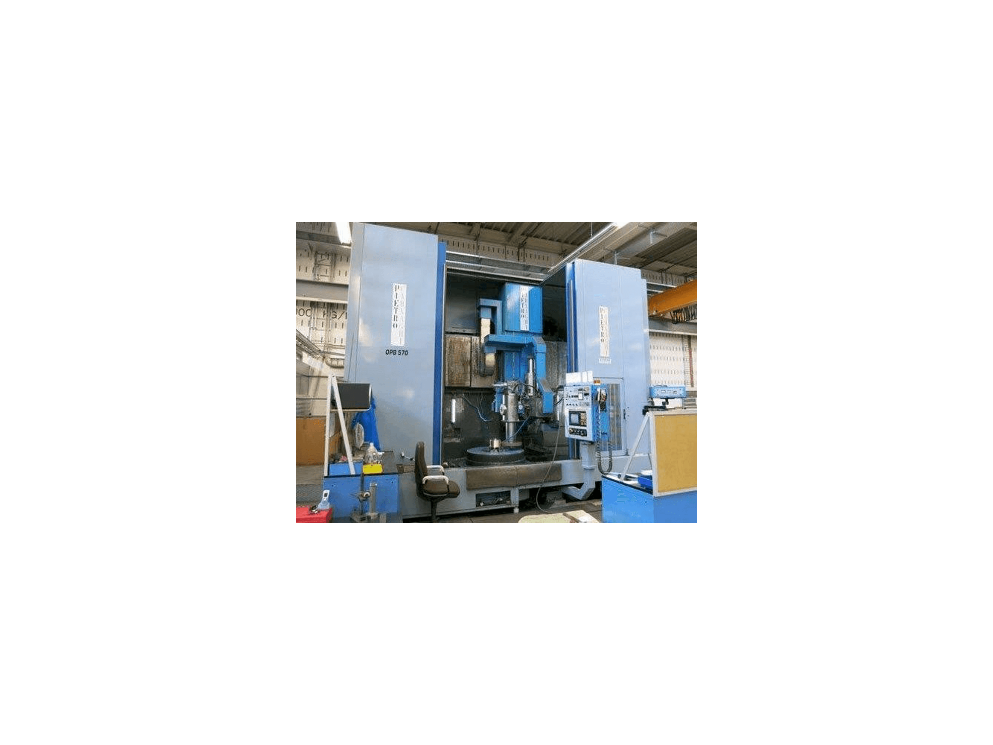 Vista frontale della macchina PIETRO CARNAGHI ATF 8 SH