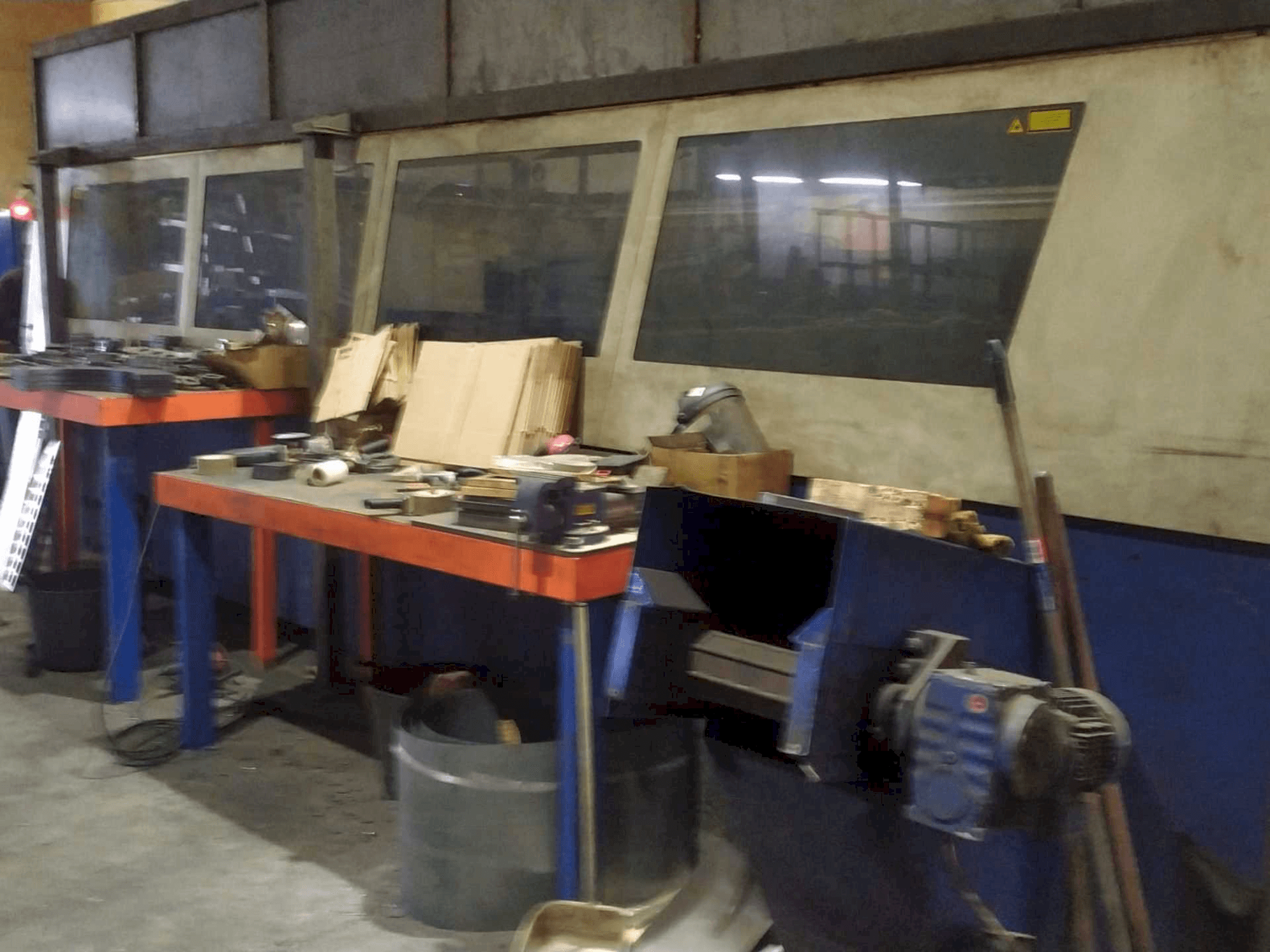 Vista frontale della macchina Trumpf Trumatic L 4050