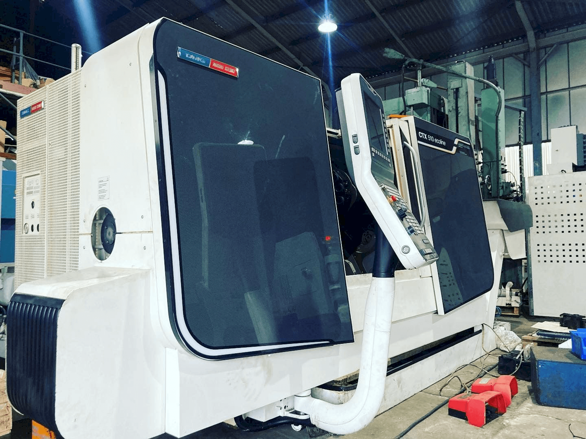 Vista laterale sinistra della macchina DMG Mori Seiki CTX 510 ECO