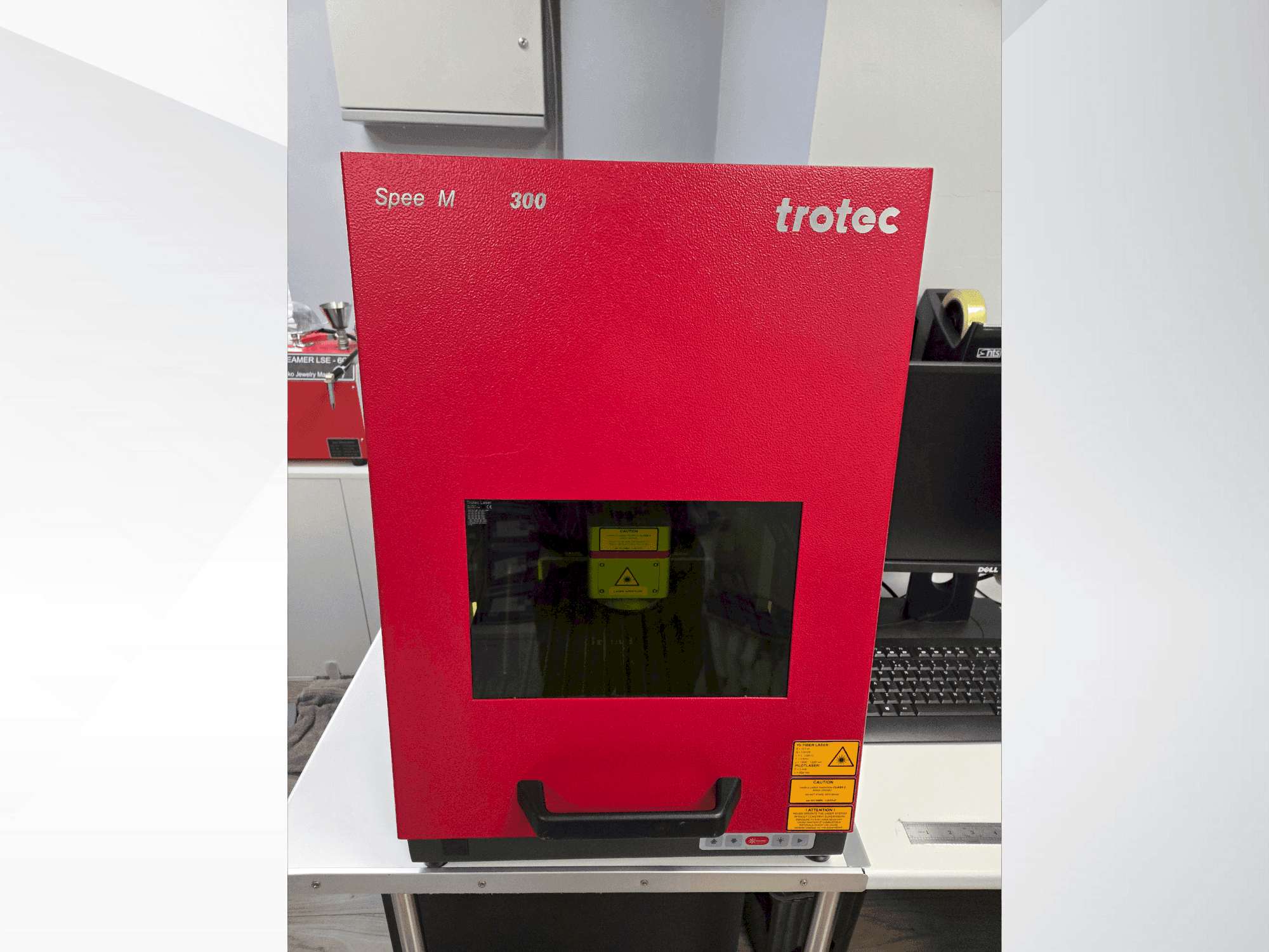 Vista frontale della macchina Trotec Speed marker 300