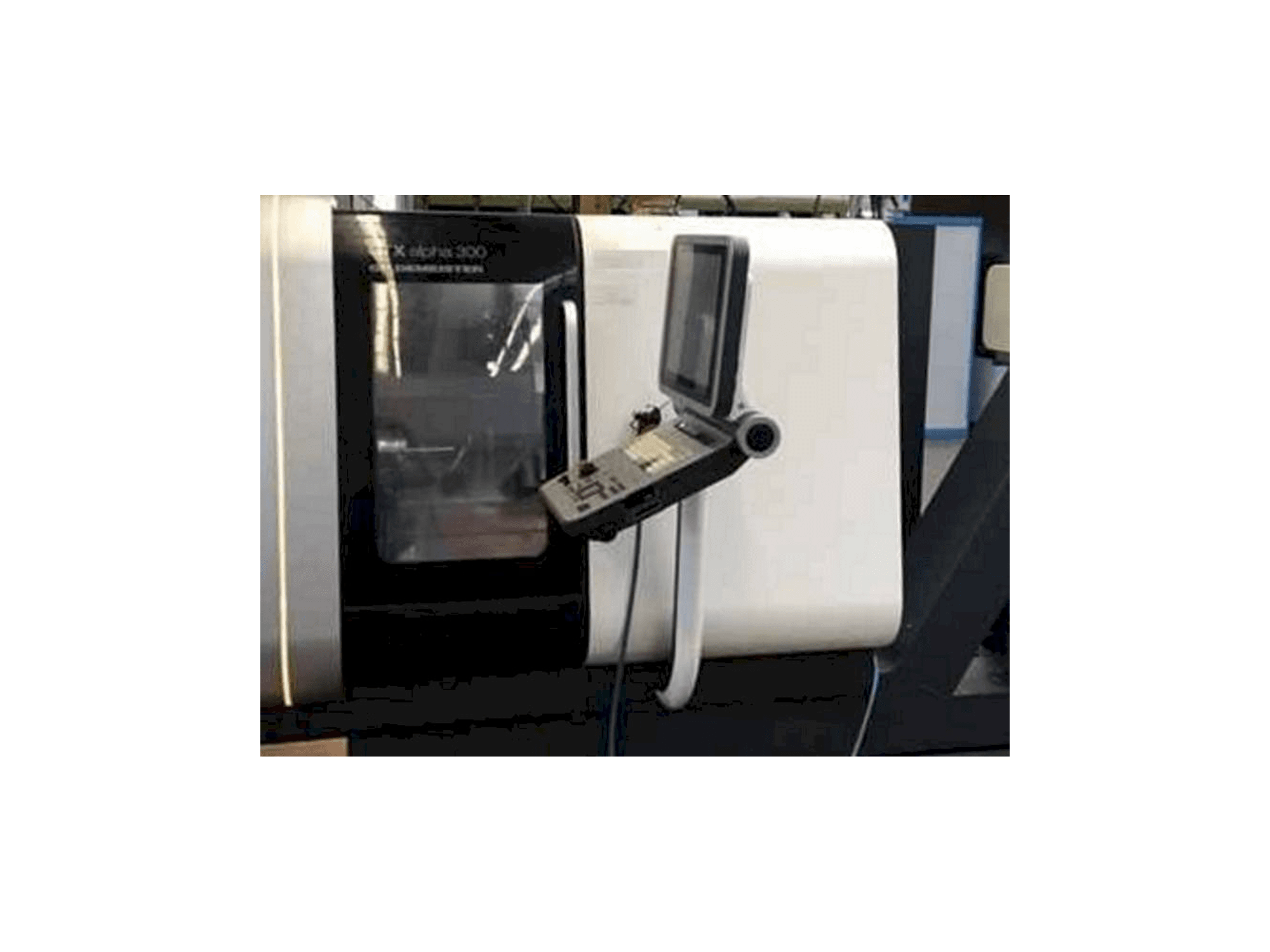 Vista frontale della macchina DMG GILDEMEISTER CTX Alpha 300 V4