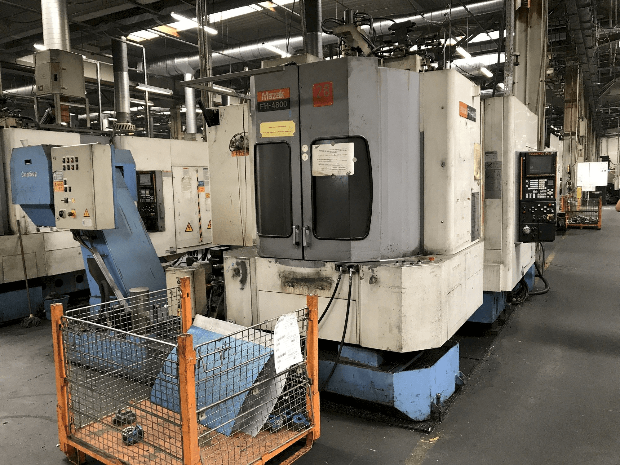 Vista frontale della macchina Mazak FH-4800 40T