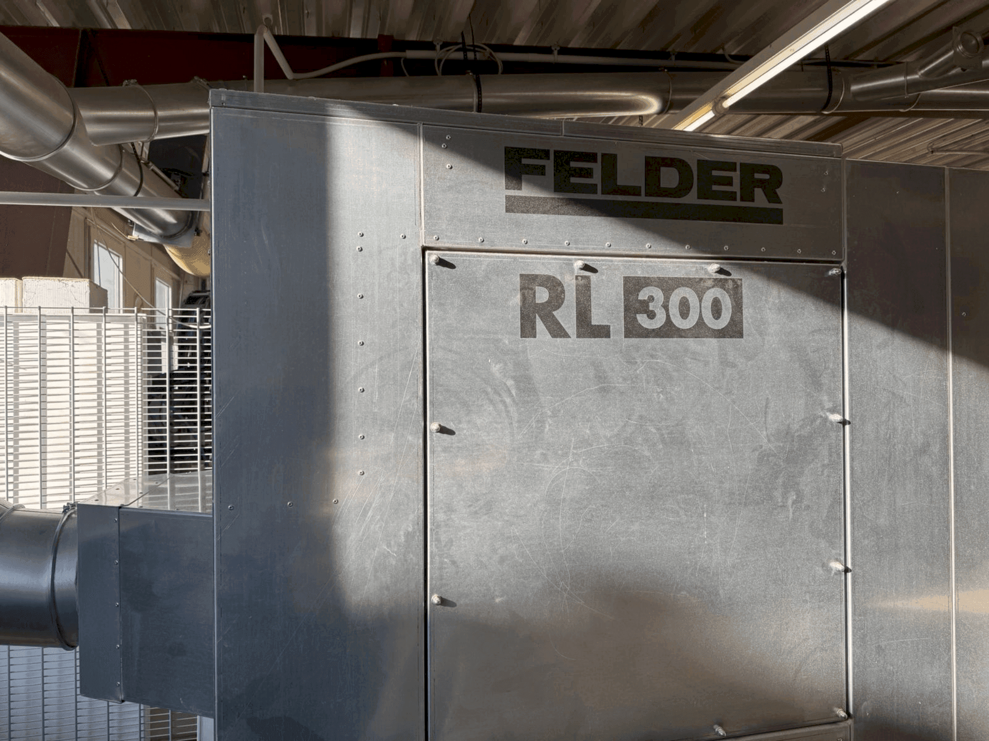 Vista frontale della macchina FELDER FELDER RL 300
