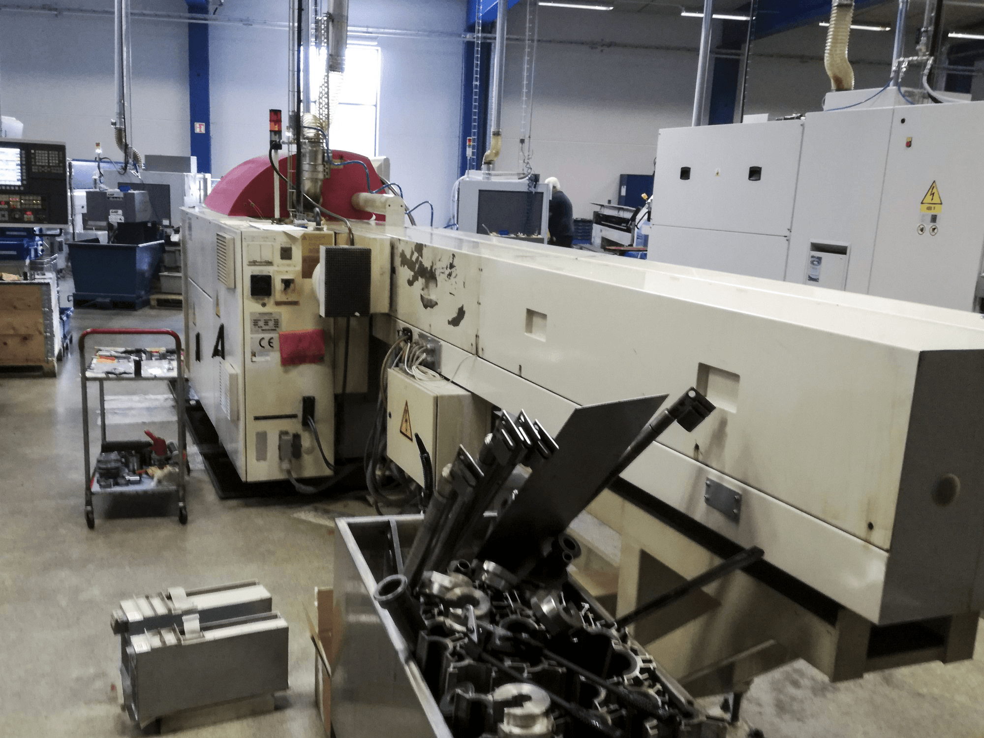 Vista lato destro della macchina Gildemeister MF Sprint 65