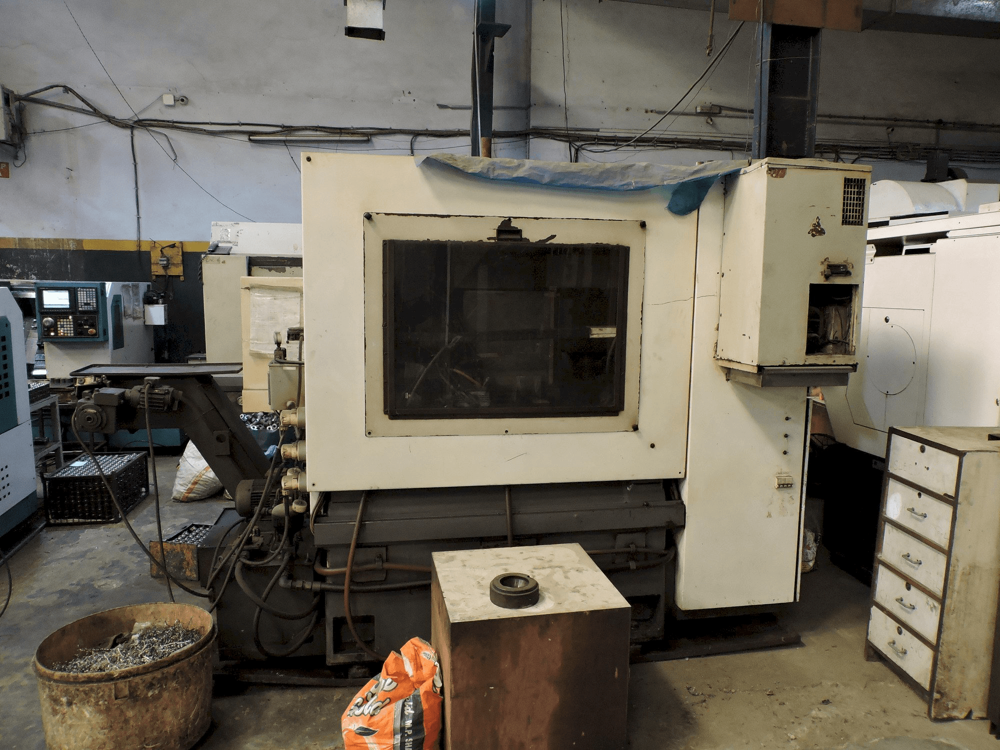 Vista frontale della macchina JYOTI DX 150