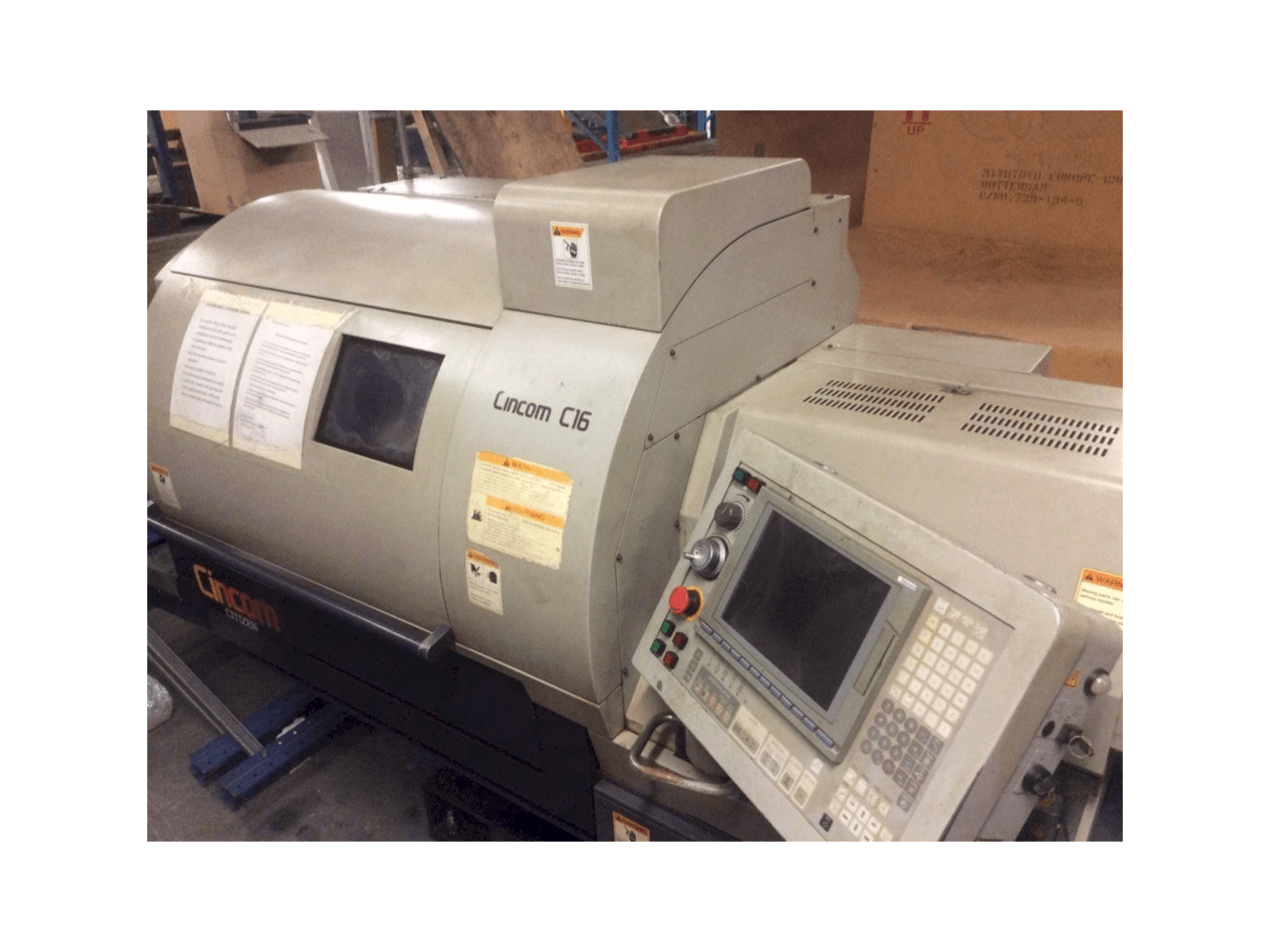 Vista frontale della macchina Citizen C16 VII