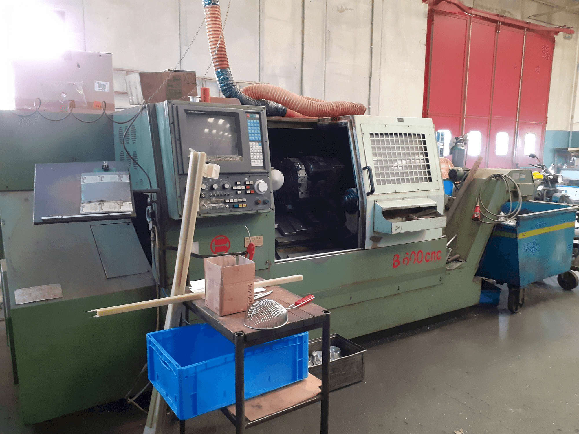 Vista frontale della macchina Biglia B600