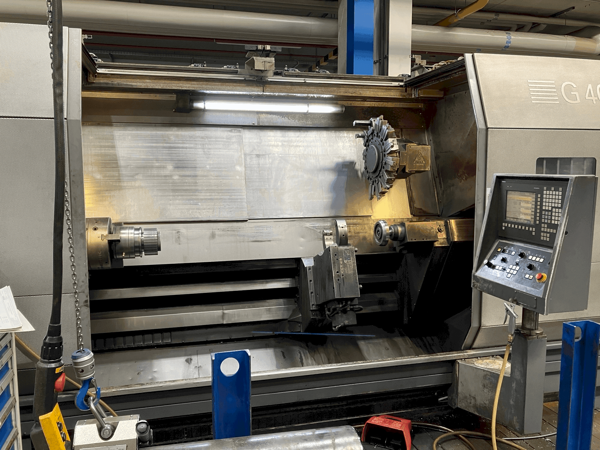 Vista frontale della macchina Index G 400 Ratio Line